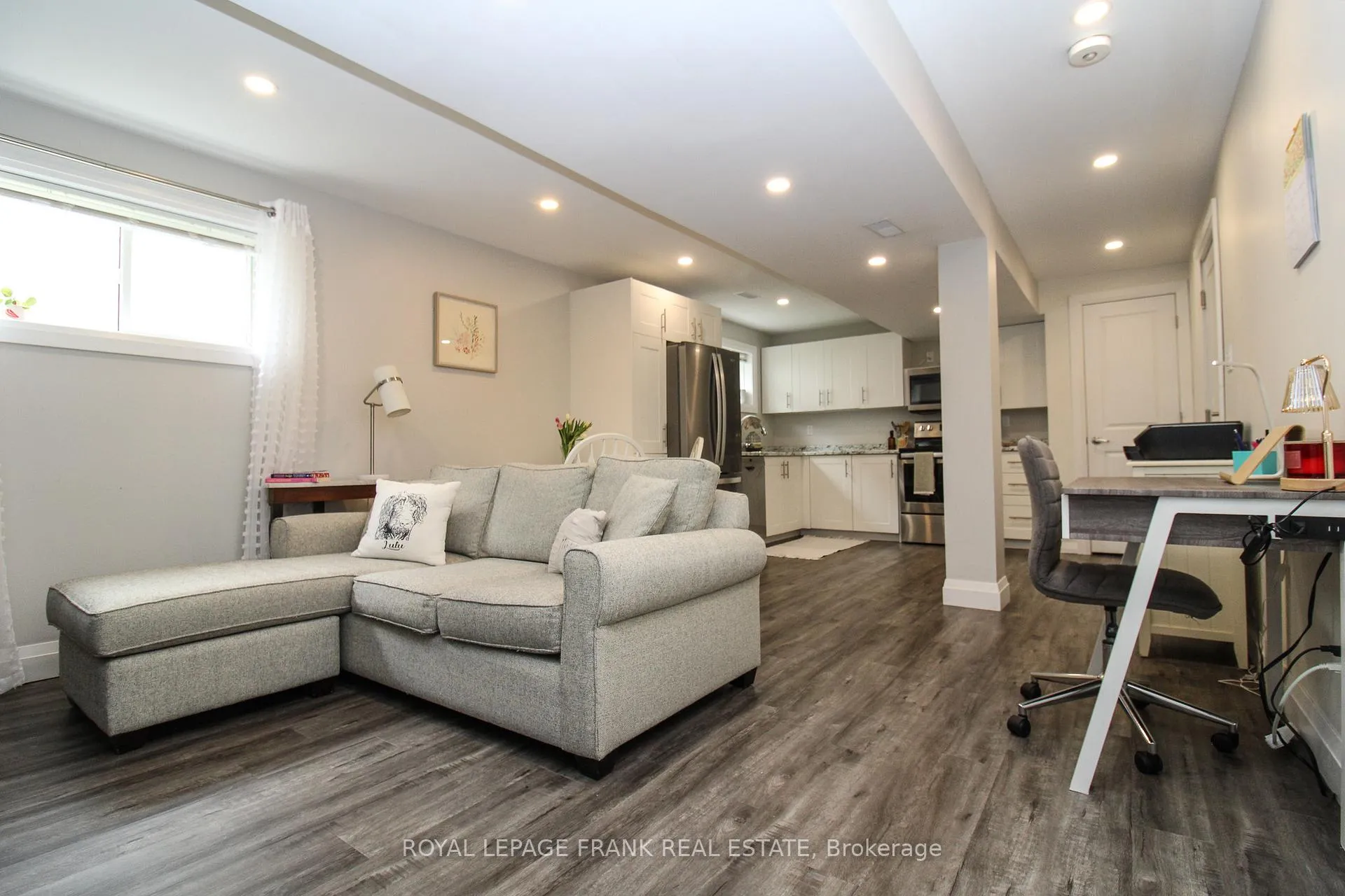 Photo 7 of 185 Milroy (Lower Unit) Drive, Peterborough, Northcrest Ward 5 — HOMEH