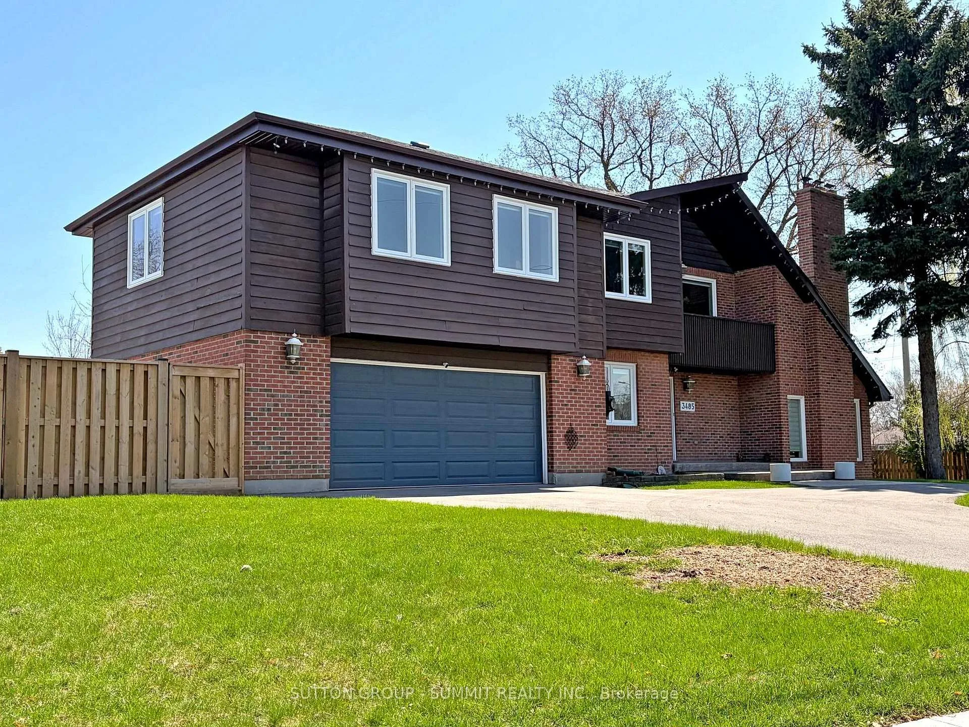 Photo 1 of 3485 Cawthra Road, Mississauga, Applewood — HOMEH
