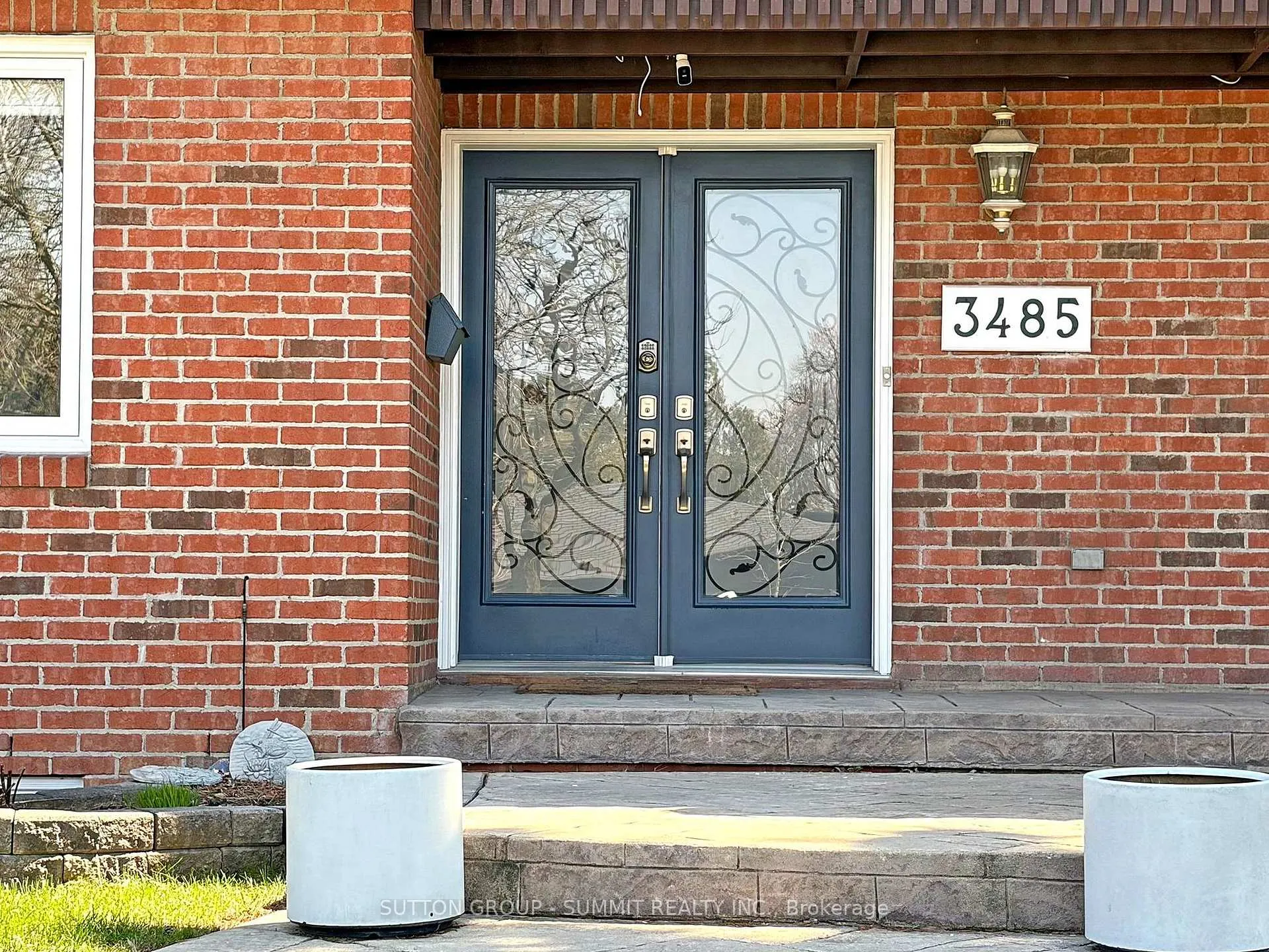Photo 4 of 3485 Cawthra Road, Mississauga, Applewood — HOMEH