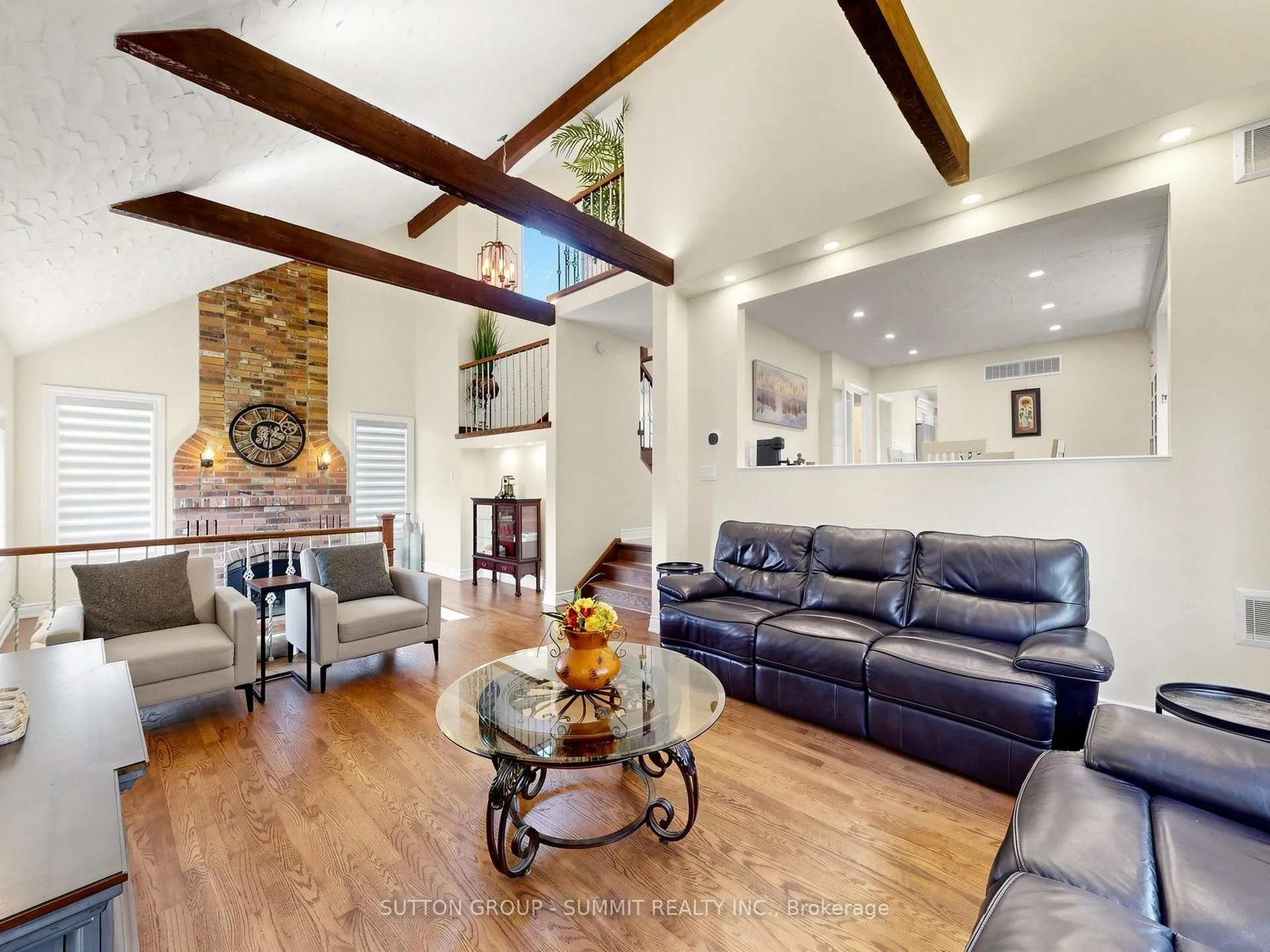 Photo 5 of 3485 Cawthra Road, Mississauga, Applewood — HOMEH