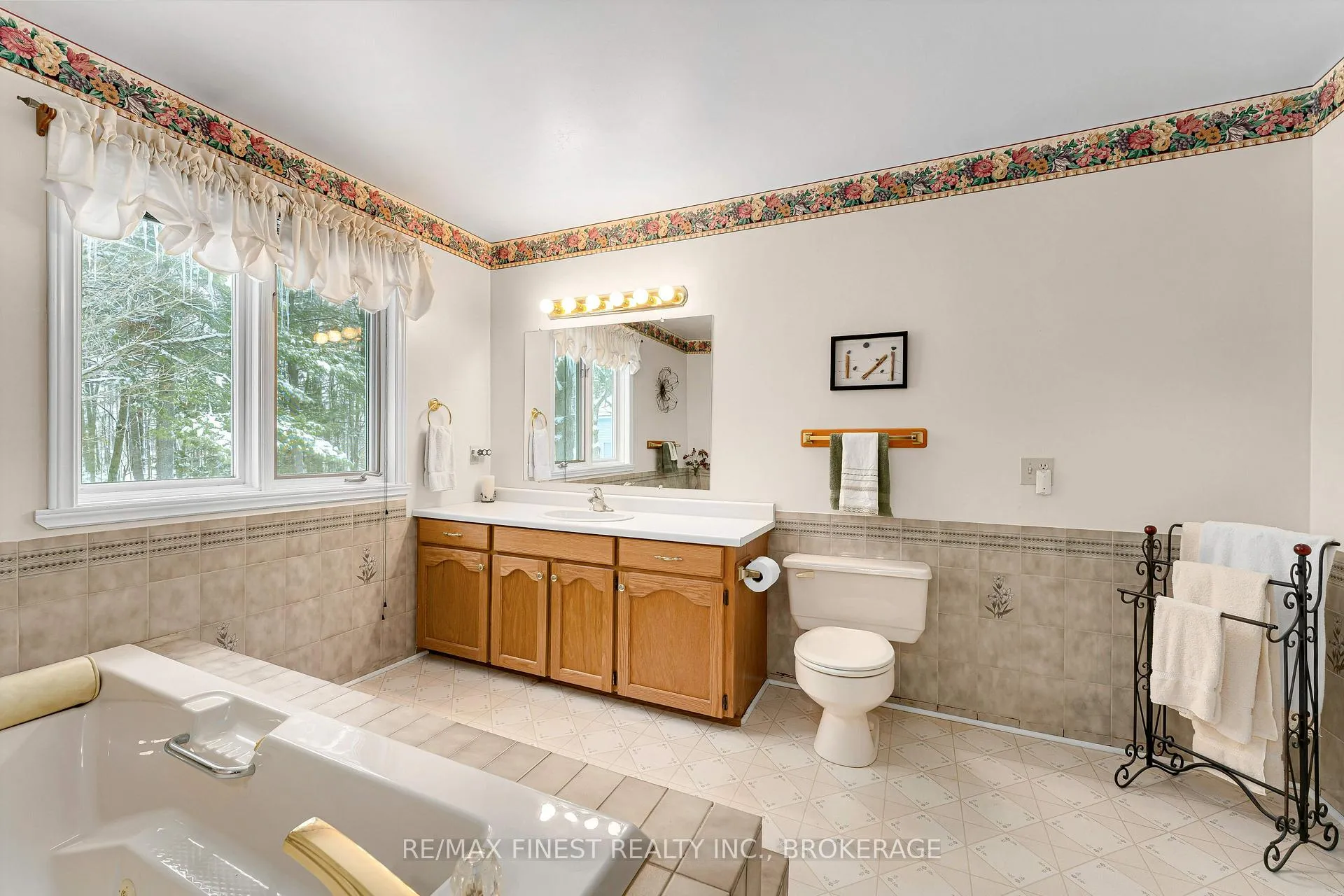 Photo 23 of 3088 Orser Road, Frontenac, Frontenac South — HOMEH