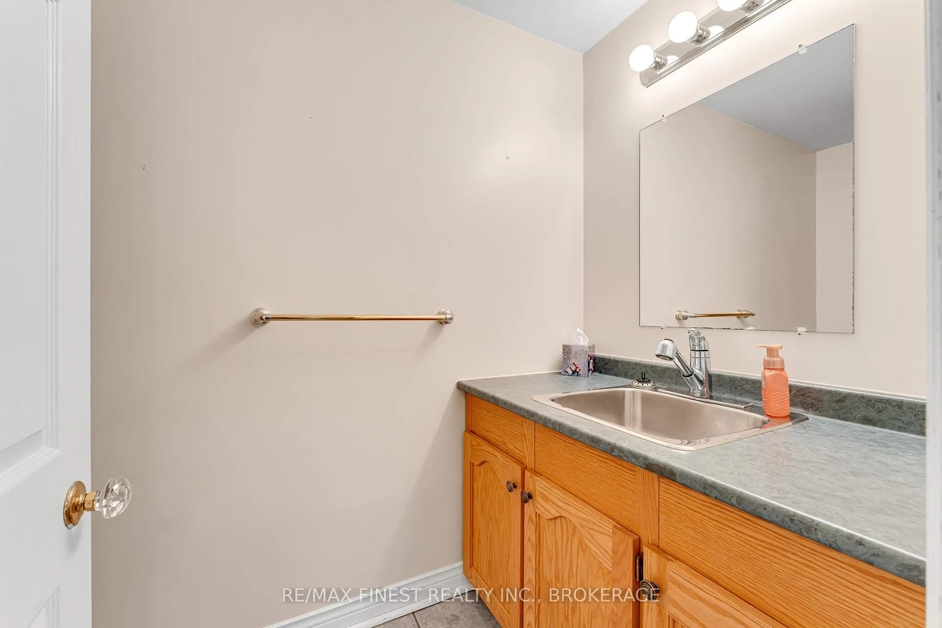 Photo 31 of 3088 Orser Road, Frontenac, Frontenac South — HOMEH