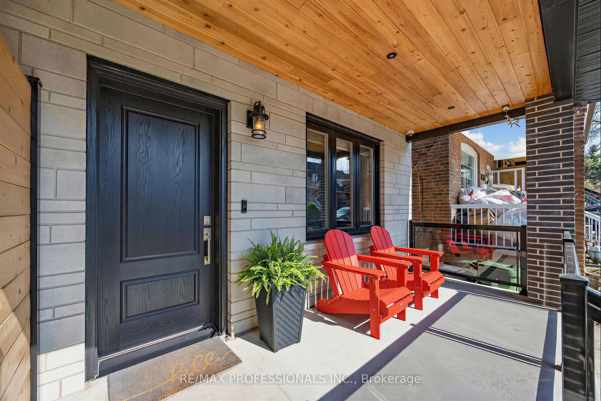 Photo 3 of 215 Gilbert Avenue, Toronto, Caledonia-Fairbank — HOMEH