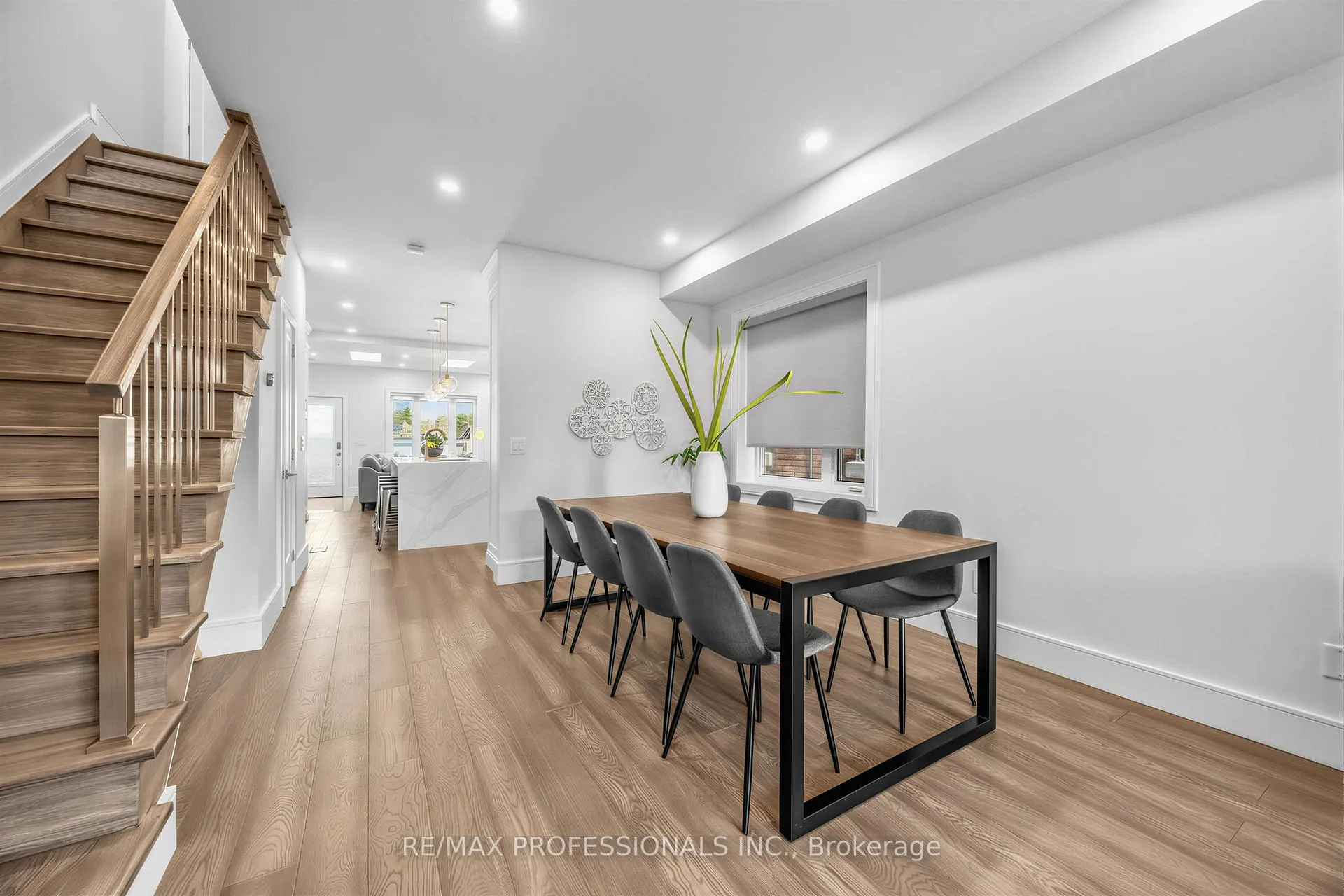 Photo 6 of 215 Gilbert Avenue, Toronto, Caledonia-Fairbank — HOMEH