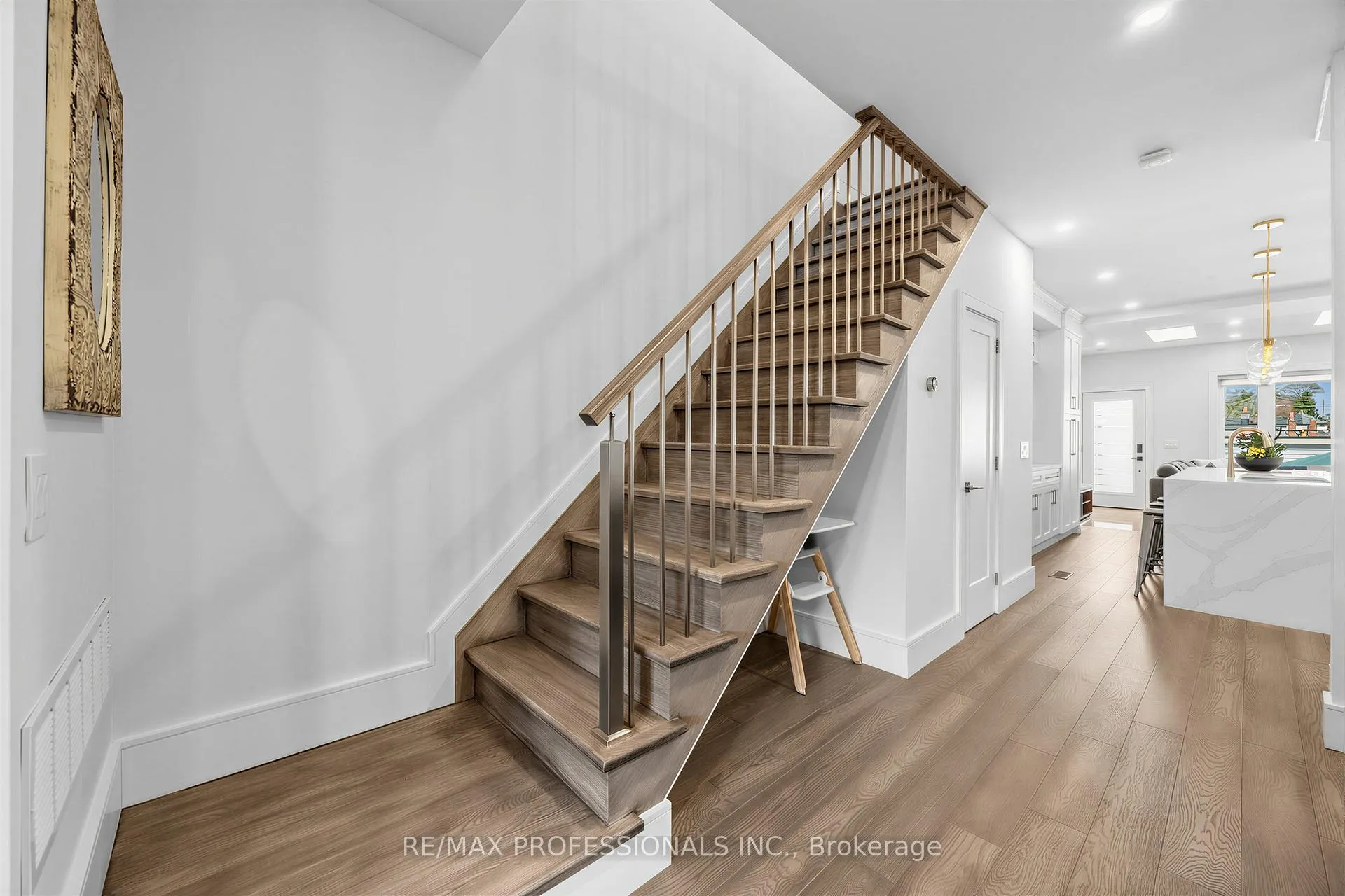 Photo 15 of 215 Gilbert Avenue, Toronto, Caledonia-Fairbank — HOMEH