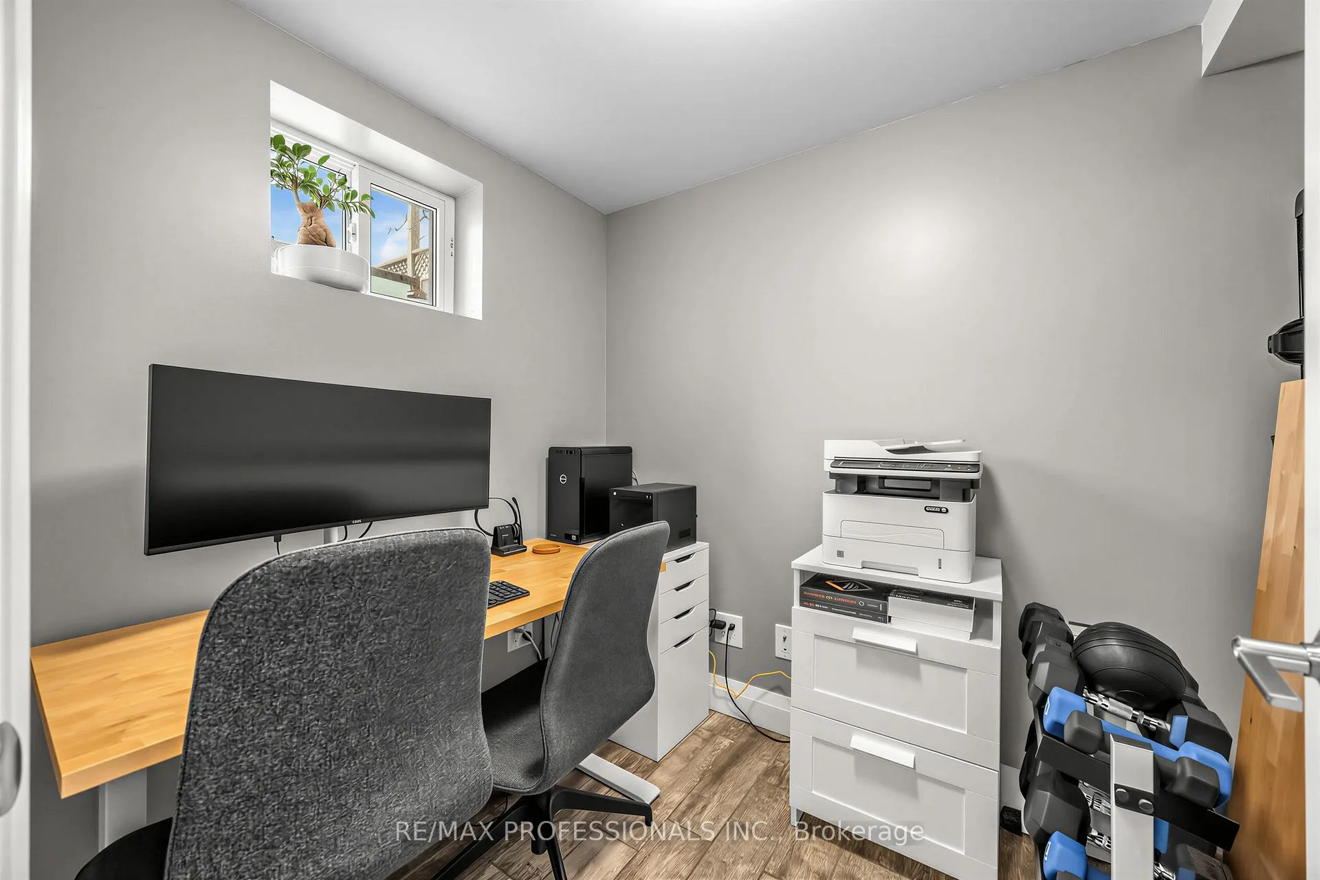 Photo 24 of 215 Gilbert Avenue, Toronto, Caledonia-Fairbank — HOMEH