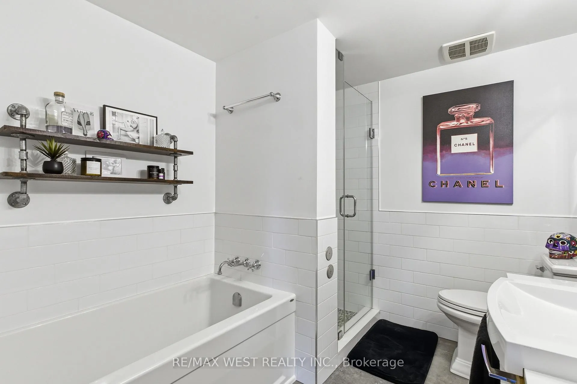 Photo 11 of Unit 1709, 55 Bloor Street E, Toronto, Church-Yonge Corridor — HOMEH