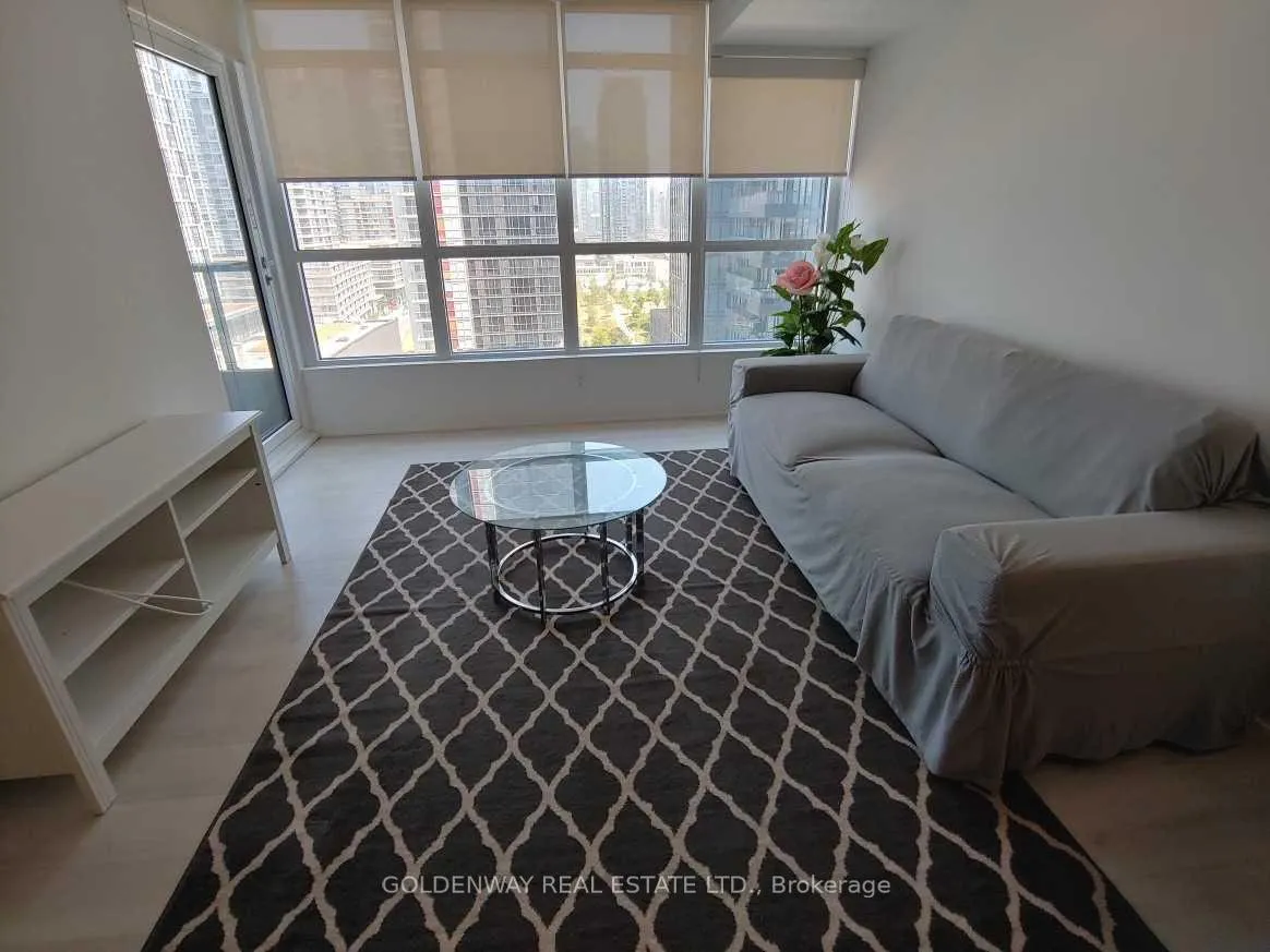 Photo 4 of Unit 1707, 80 Queens Wharf Road, Toronto, Waterfront Communities — HOMEH
