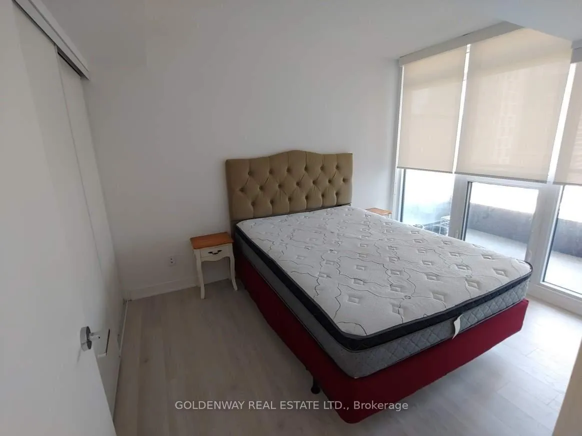 Photo 9 of Unit 1707, 80 Queens Wharf Road, Toronto, Waterfront Communities — HOMEH