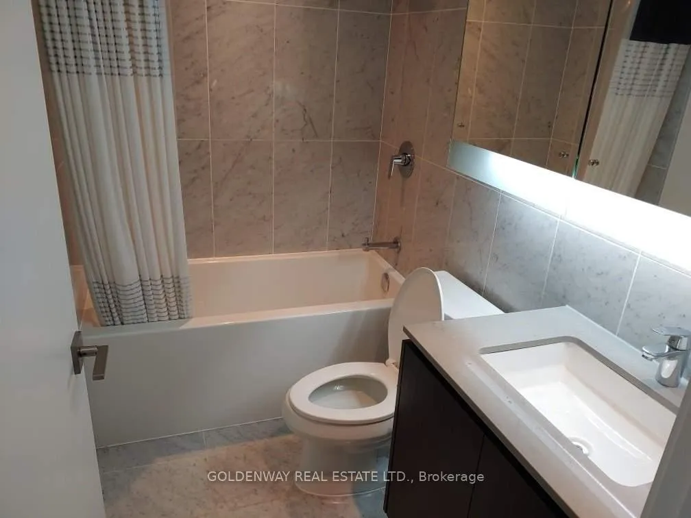 Photo 10 of Unit 1707, 80 Queens Wharf Road, Toronto, Waterfront Communities — HOMEH
