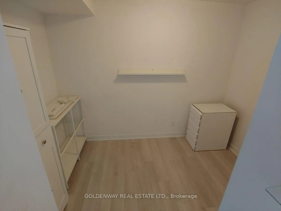 Photo 11 of Unit 1707, 80 Queens Wharf Road, Toronto, Waterfront Communities — HOMEH