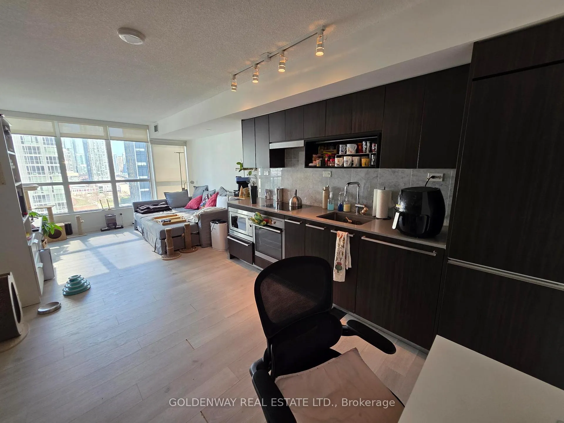 Photo 24 of Unit 1707, 80 Queens Wharf Road, Toronto, Waterfront Communities — HOMEH