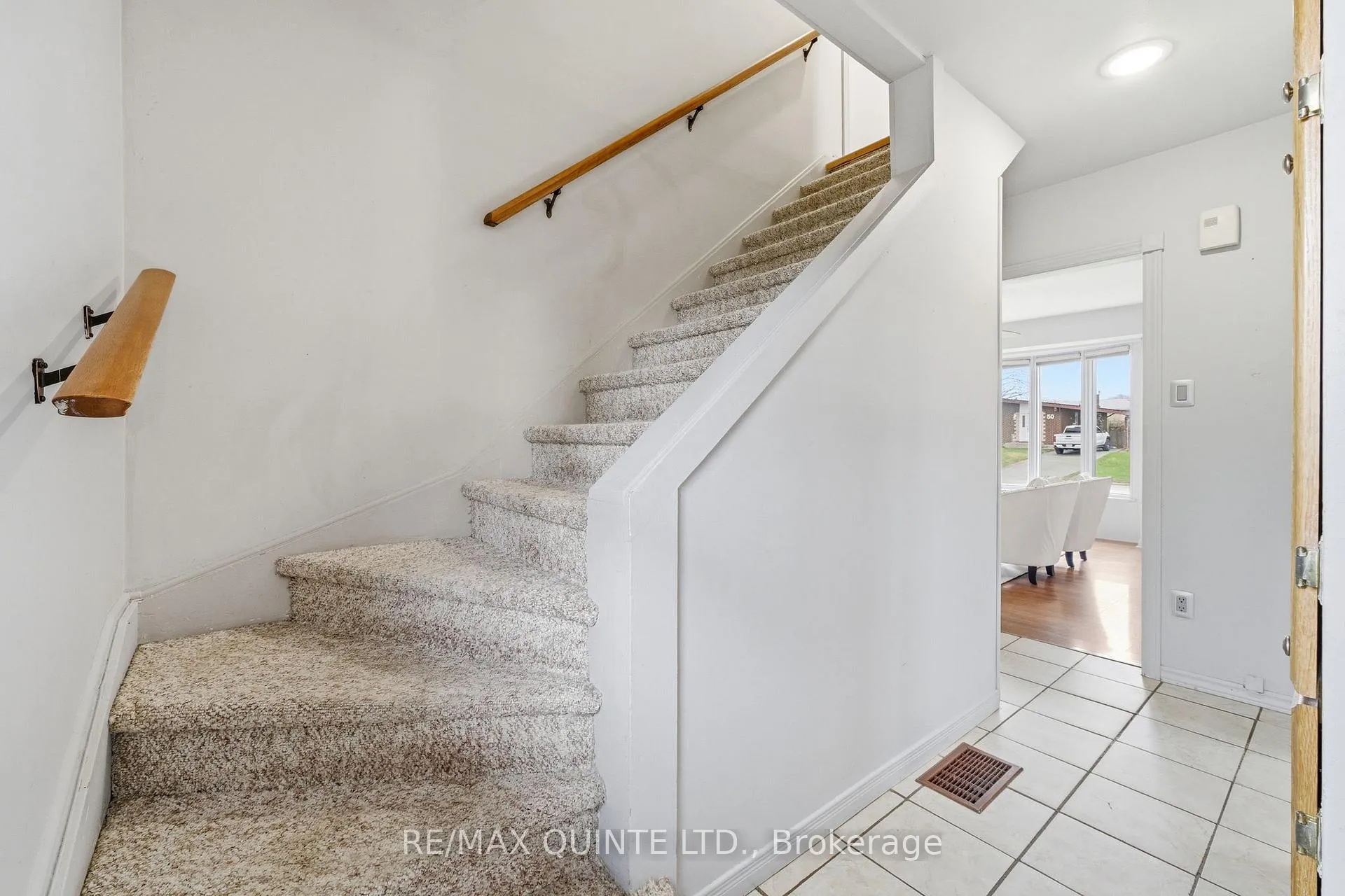 Photo 17 of 59 Fourth Avenue, Quinte West, Trenton Ward — HOMEH