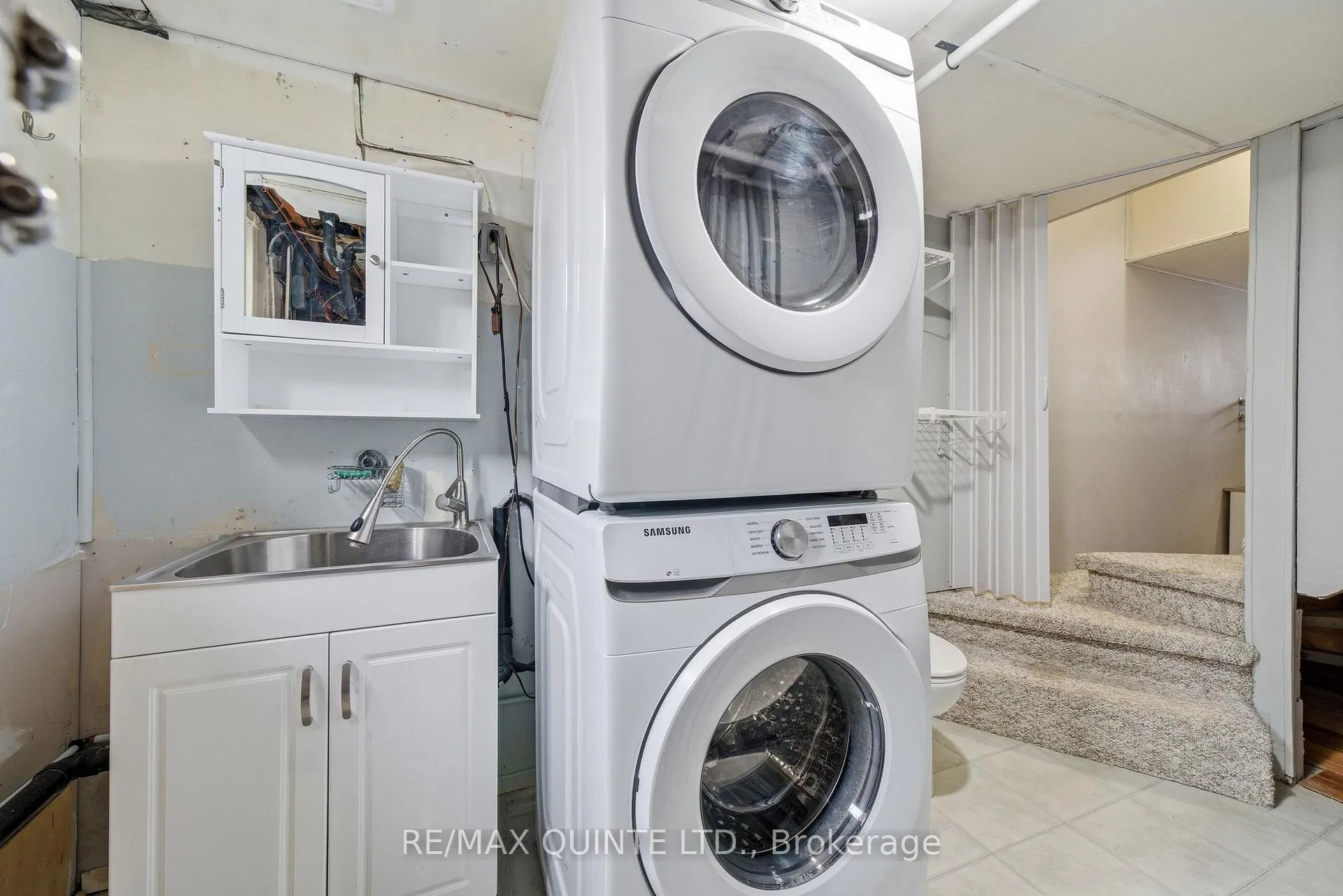 Photo 35 of 59 Fourth Avenue, Quinte West, Trenton Ward — HOMEH
