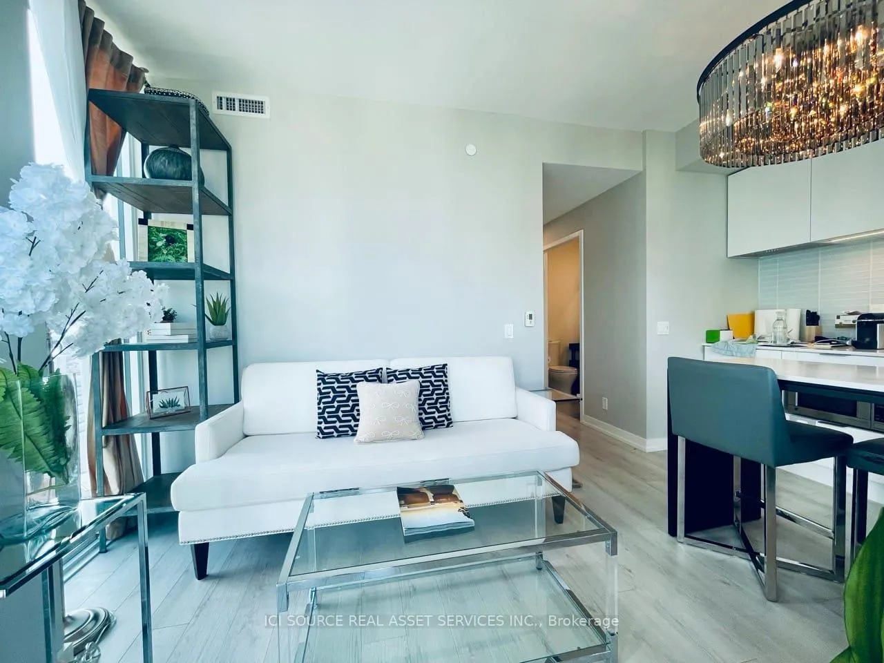 Photo 19 of Unit 2206, 33 Helendale Avenue, Toronto, Yonge-Eglinton — HOMEH