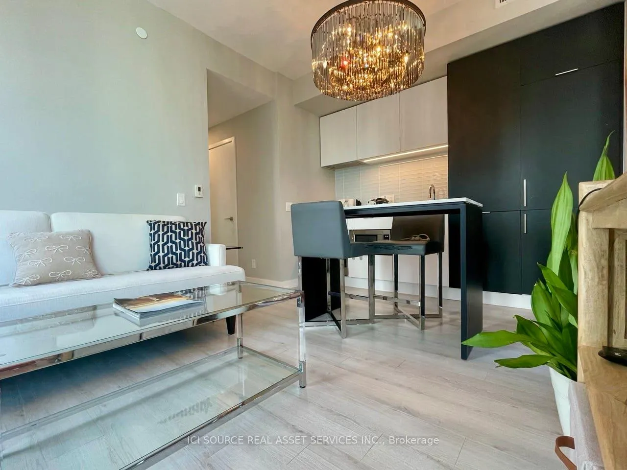 Photo 22 of Unit 2206, 33 Helendale Avenue, Toronto, Yonge-Eglinton — HOMEH