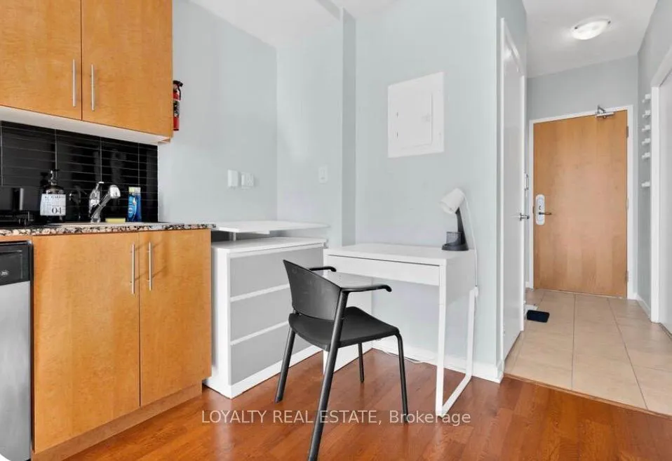 Photo 8 of Unit 3503, 65 Bremner Boulevard, Toronto, Waterfront Communities — HOMEH