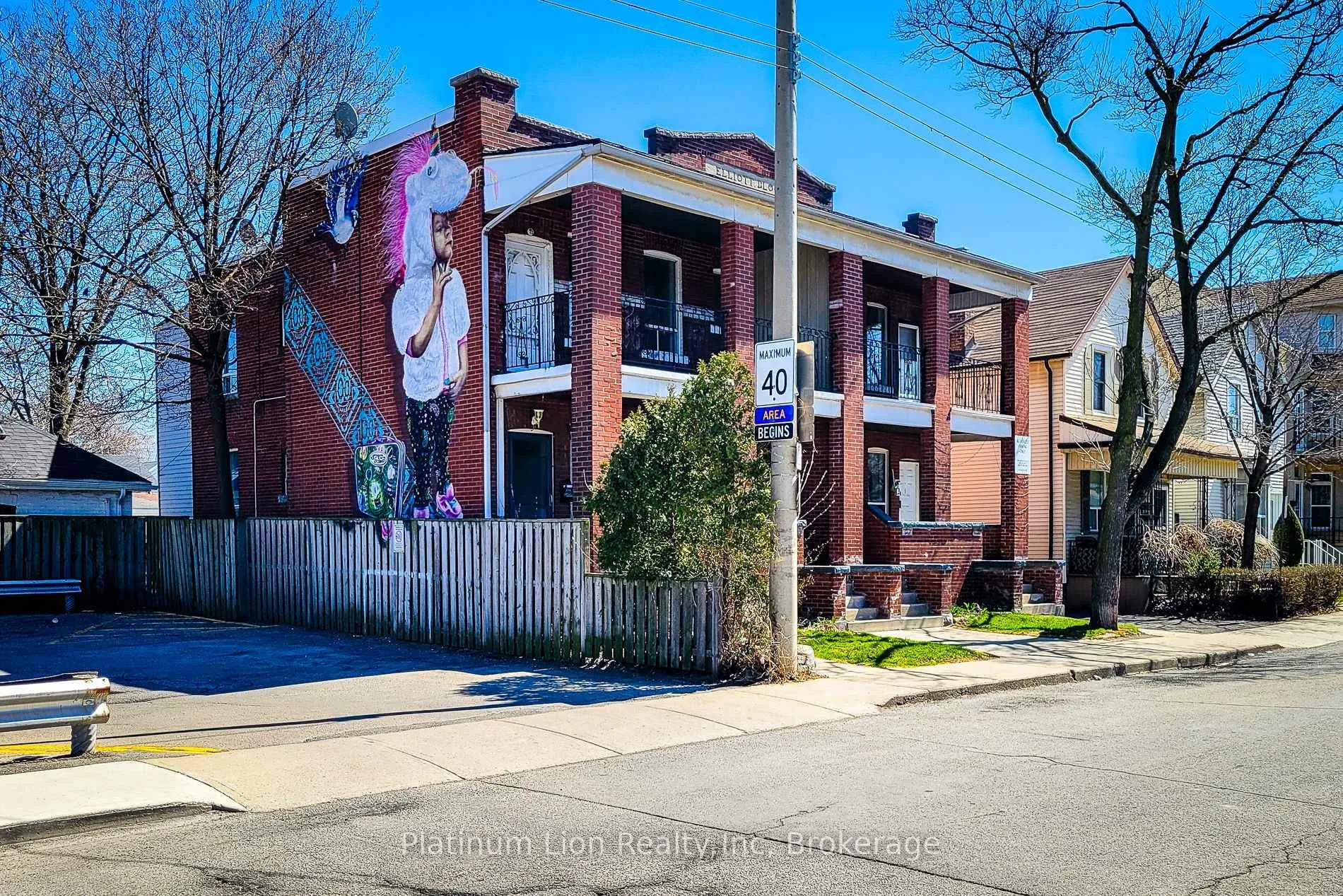 Photo 2 of Unit UPPER, 254 Emerald Street N, Hamilton, Stinson — HOMEH