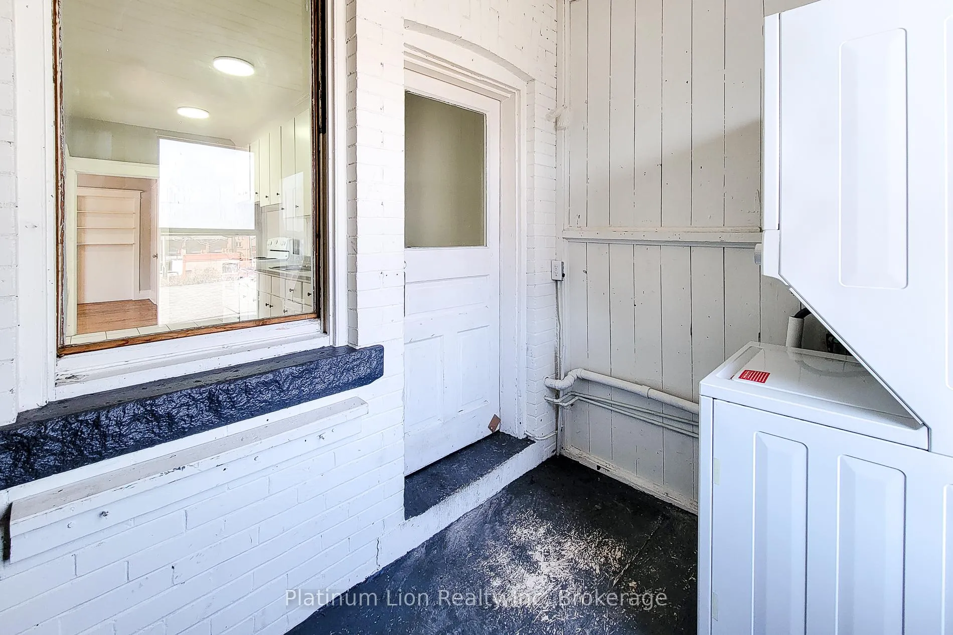 Photo 20 of Unit UPPER, 254 Emerald Street N, Hamilton, Stinson — HOMEH