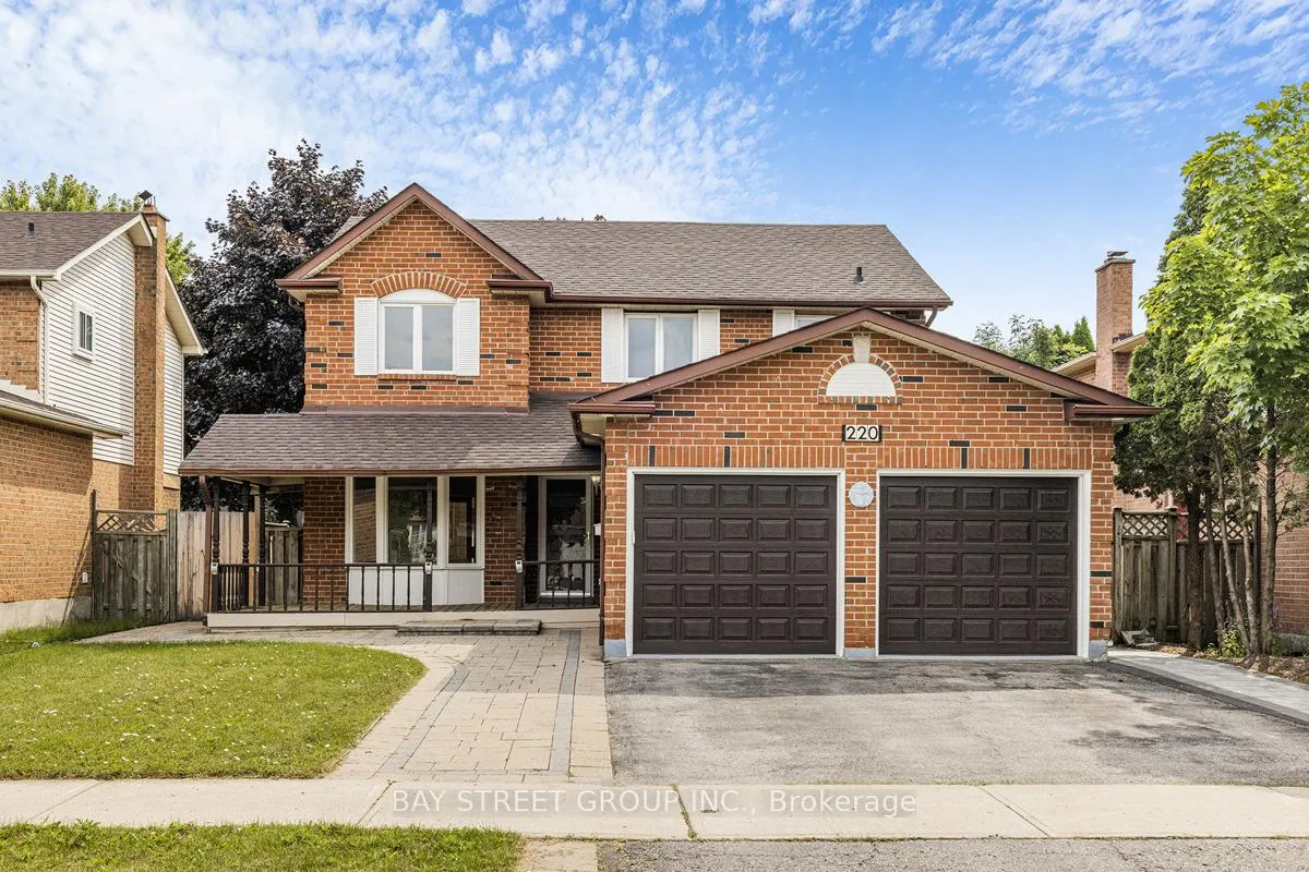 Photo 3 of 220 Larkin Avenue, Markham, Markham Village — HOMEH