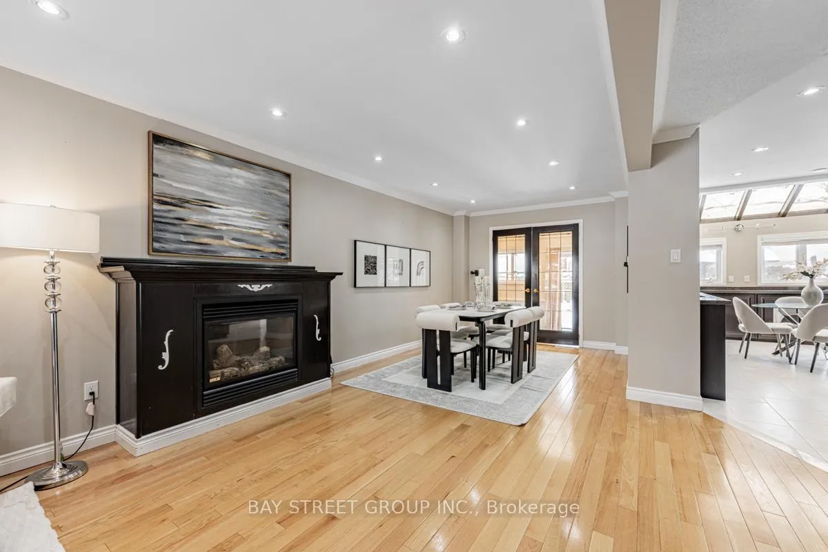Photo 9 of 220 Larkin Avenue, Markham, Markham Village — HOMEH