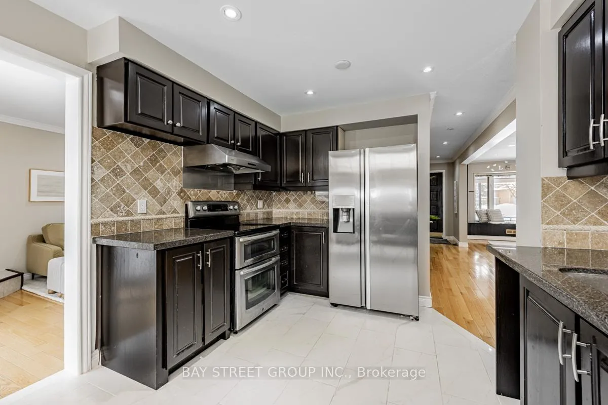 Photo 13 of 220 Larkin Avenue, Markham, Markham Village — HOMEH