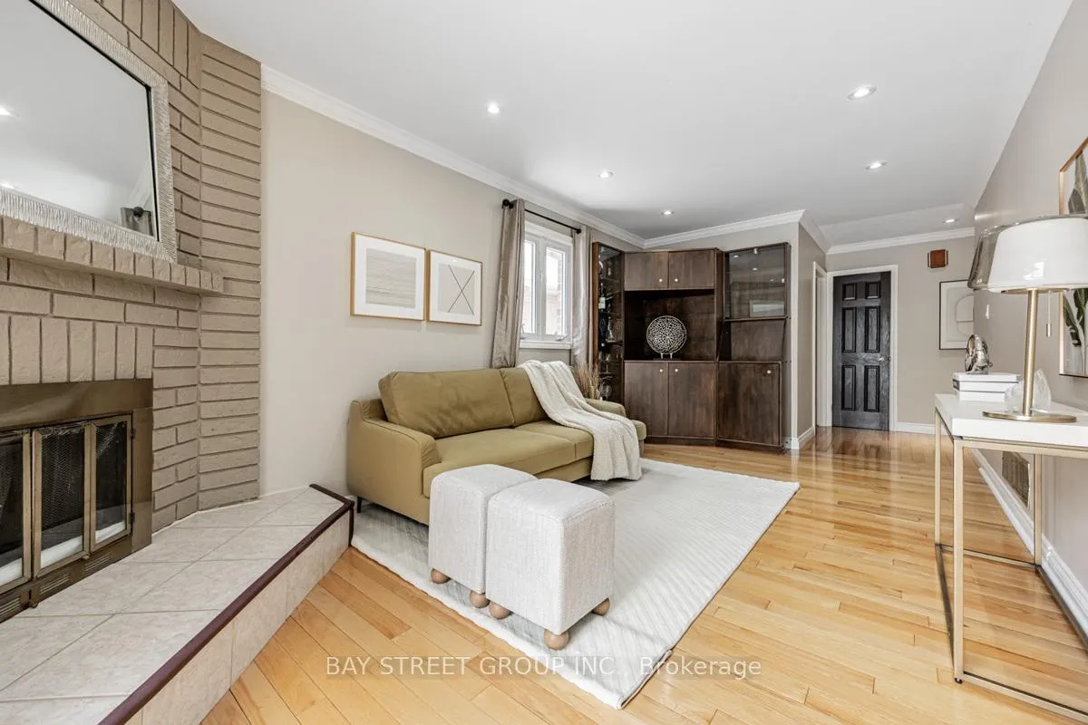 Photo 16 of 220 Larkin Avenue, Markham, Markham Village — HOMEH