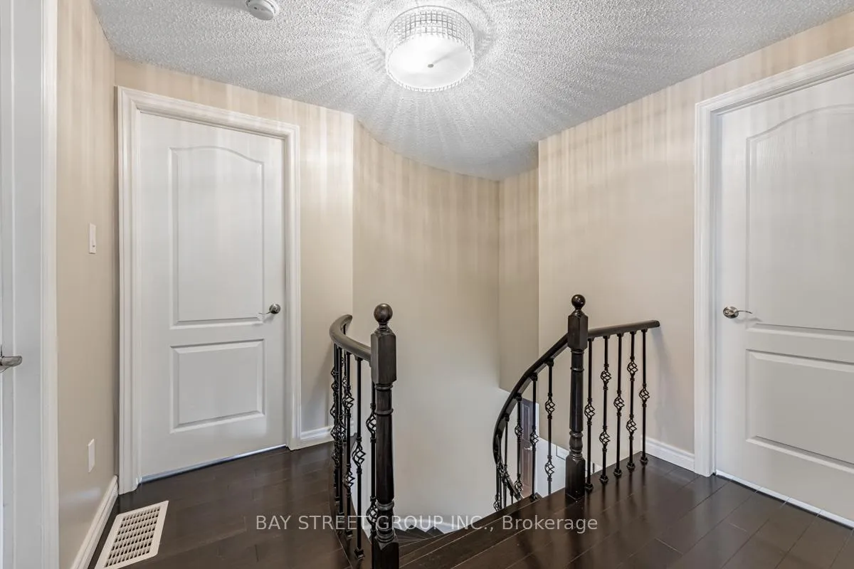 Photo 20 of 220 Larkin Avenue, Markham, Markham Village — HOMEH