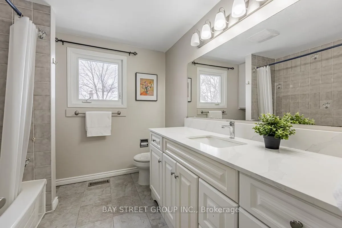 Photo 24 of 220 Larkin Avenue, Markham, Markham Village — HOMEH
