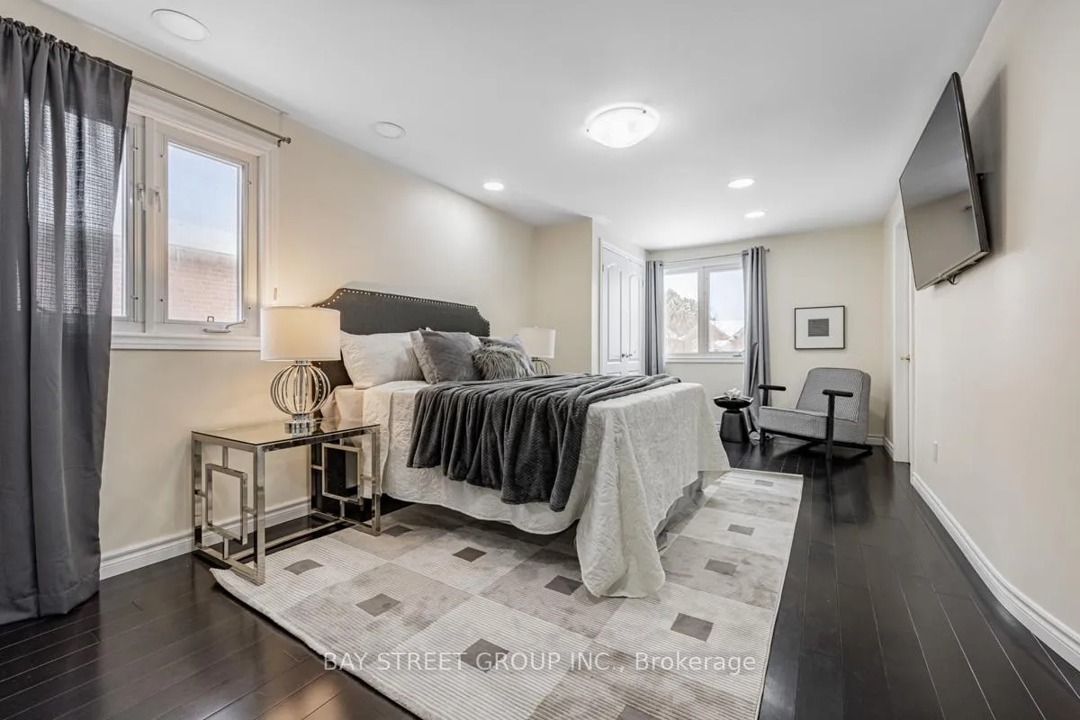 Photo 25 of 220 Larkin Avenue, Markham, Markham Village — HOMEH