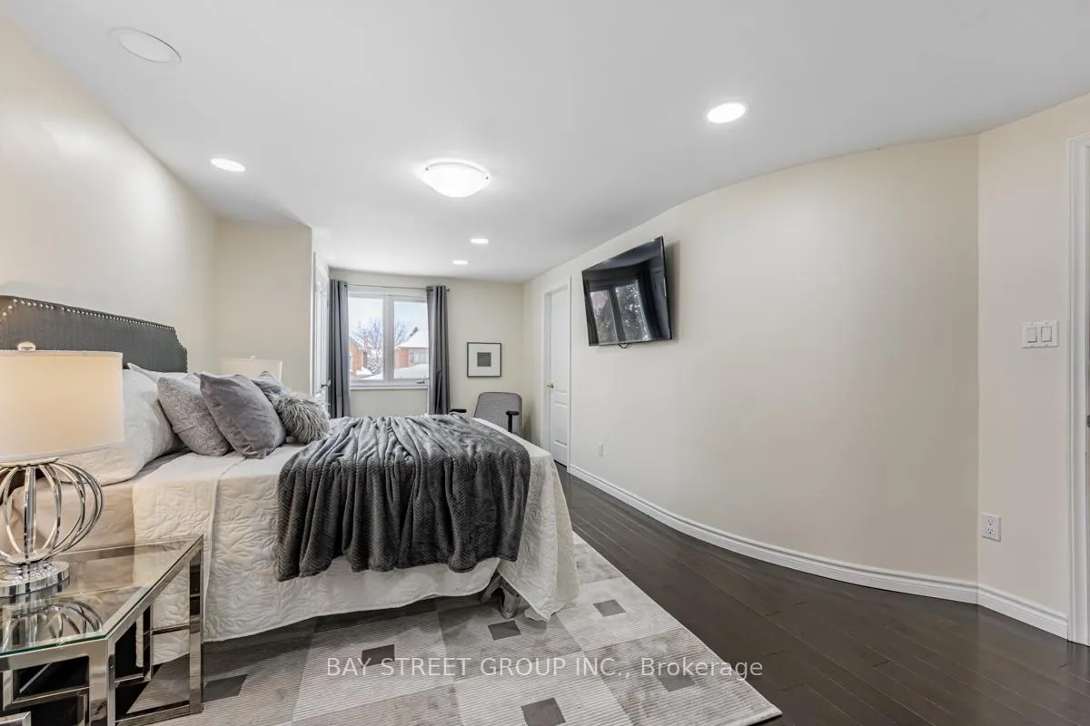 Photo 26 of 220 Larkin Avenue, Markham, Markham Village — HOMEH