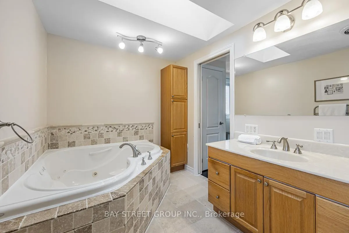 Photo 28 of 220 Larkin Avenue, Markham, Markham Village — HOMEH
