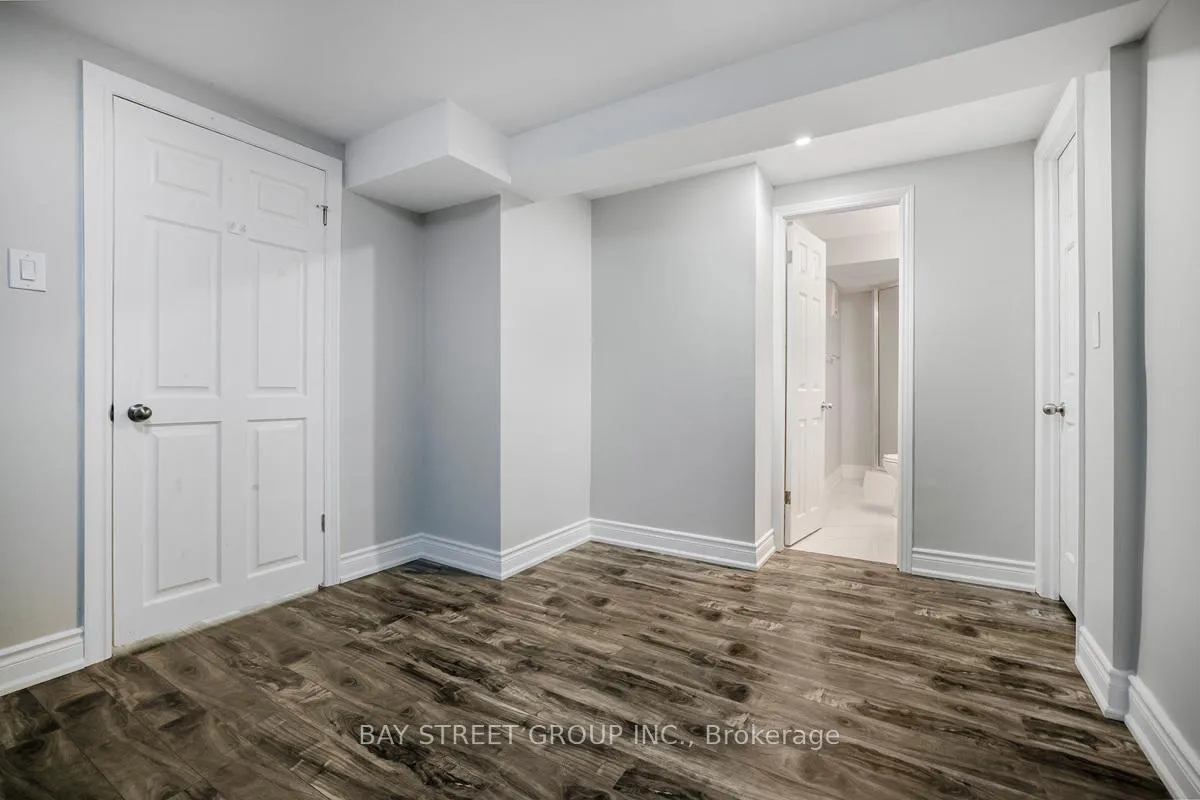 Photo 31 of 220 Larkin Avenue, Markham, Markham Village — HOMEH