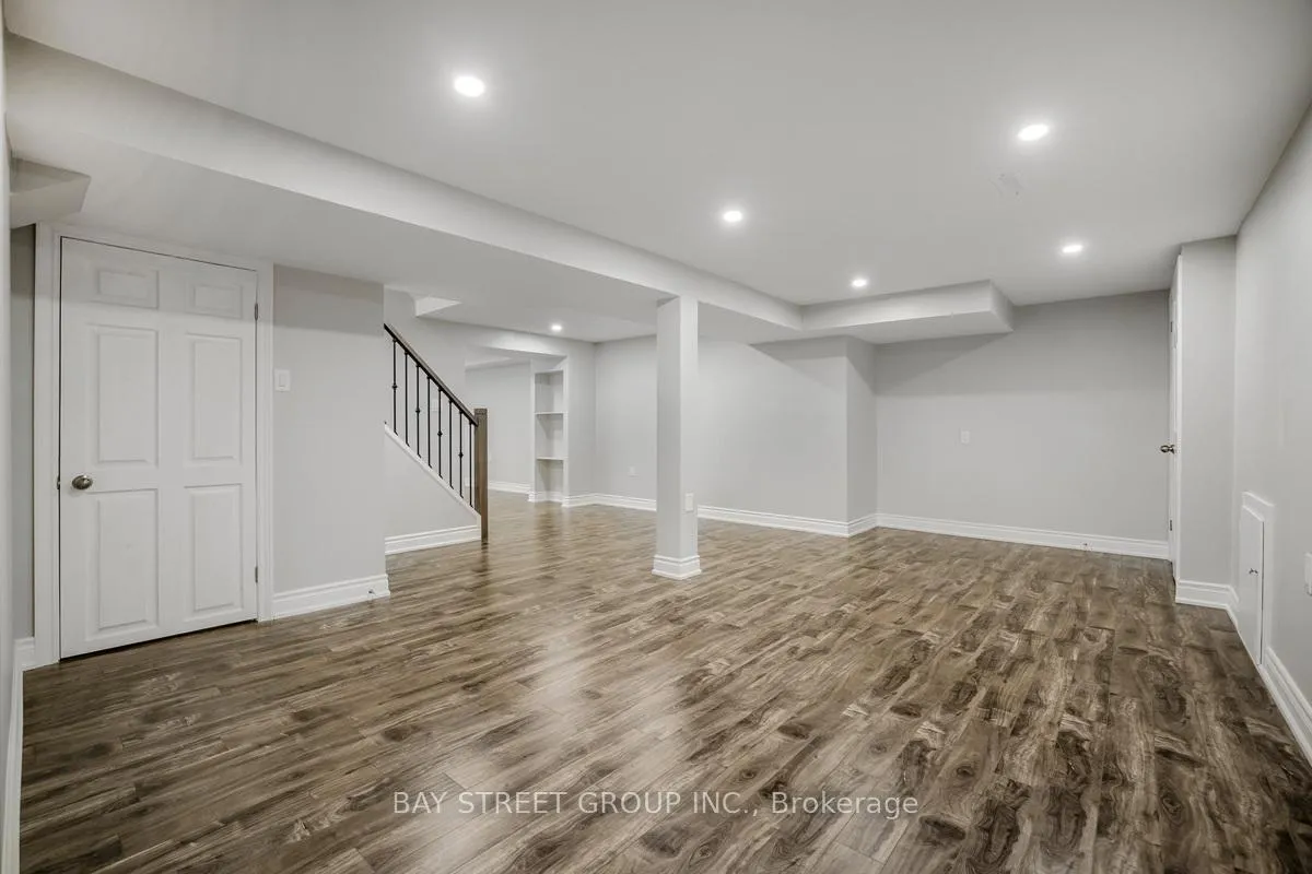 Photo 34 of 220 Larkin Avenue, Markham, Markham Village — HOMEH