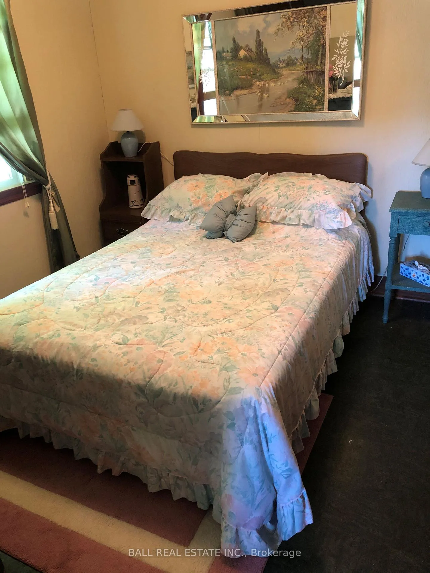 Photo 4 of 293 Riverside Drive, Kawartha Lakes, Bobcaygeon — HOMEH