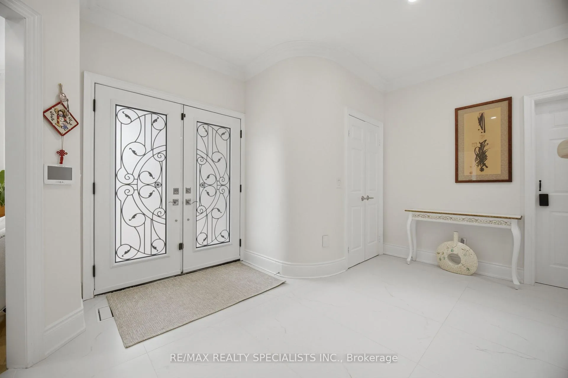 Photo 5 of 57 Fairview Road W, Mississauga, Fairview — HOMEH