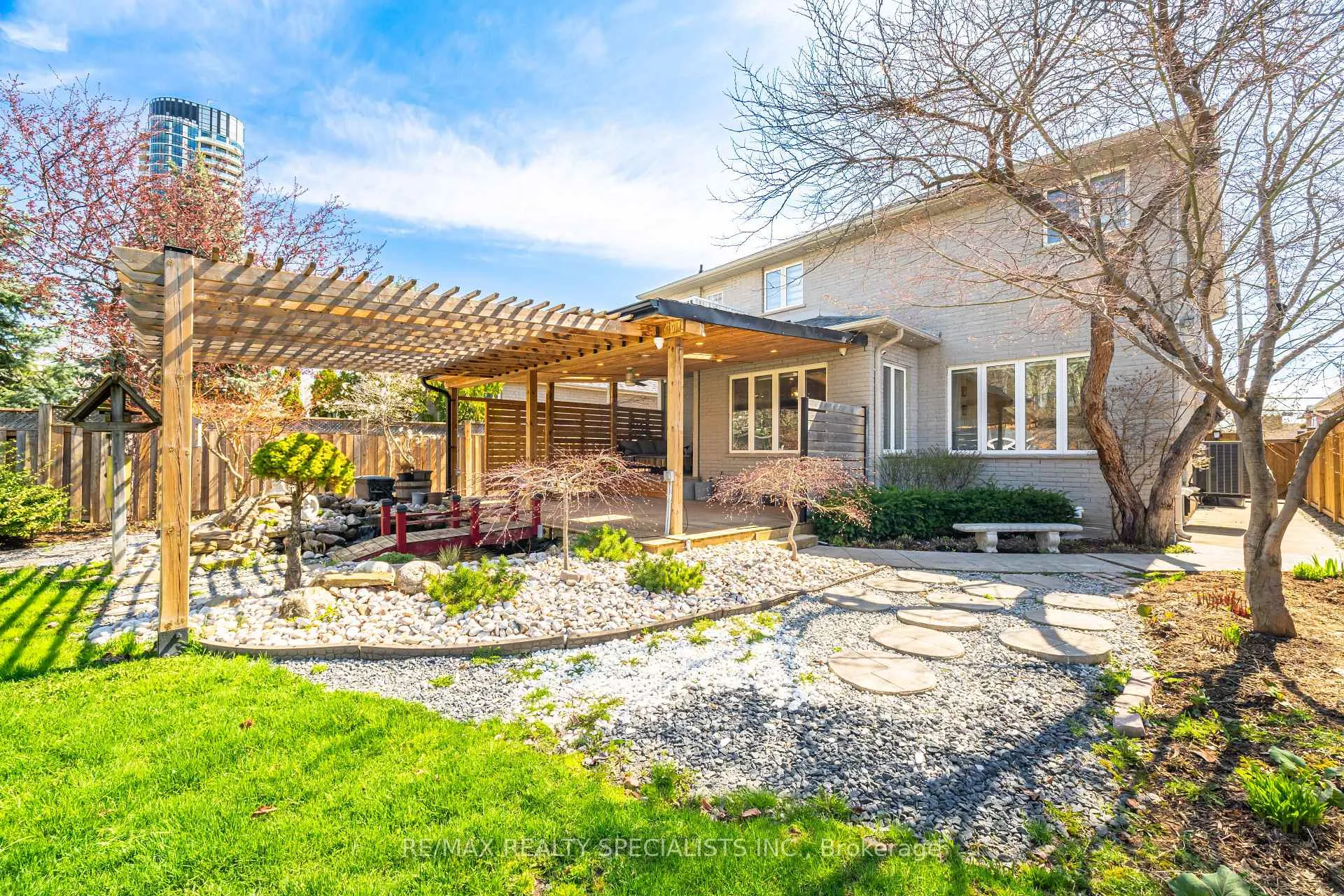 Photo 46 of 57 Fairview Road W, Mississauga, Fairview — HOMEH