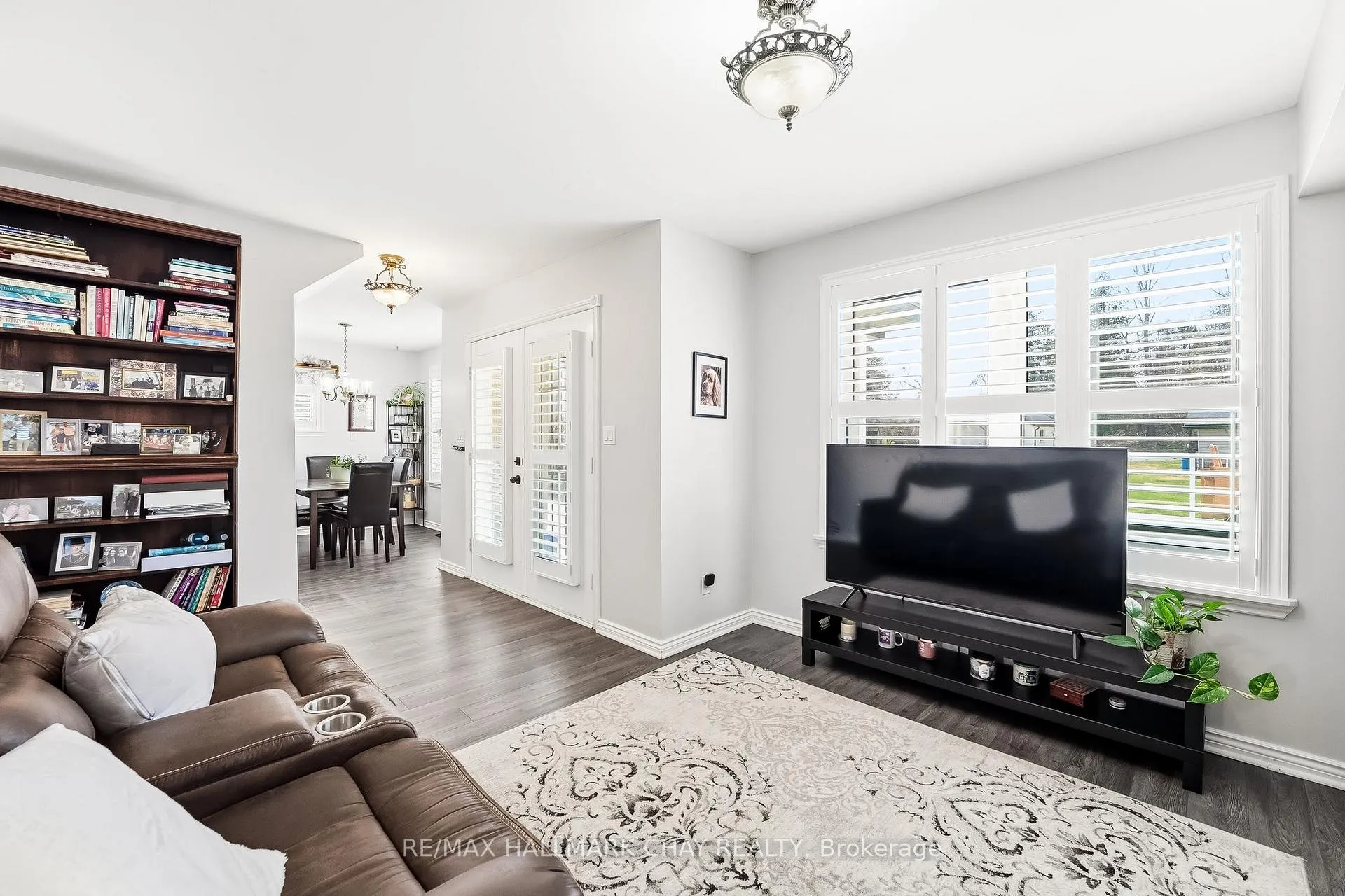 Photo 12 of 24 Cedar Dale Drive, Kawartha Lakes, Bexley — HOMEH