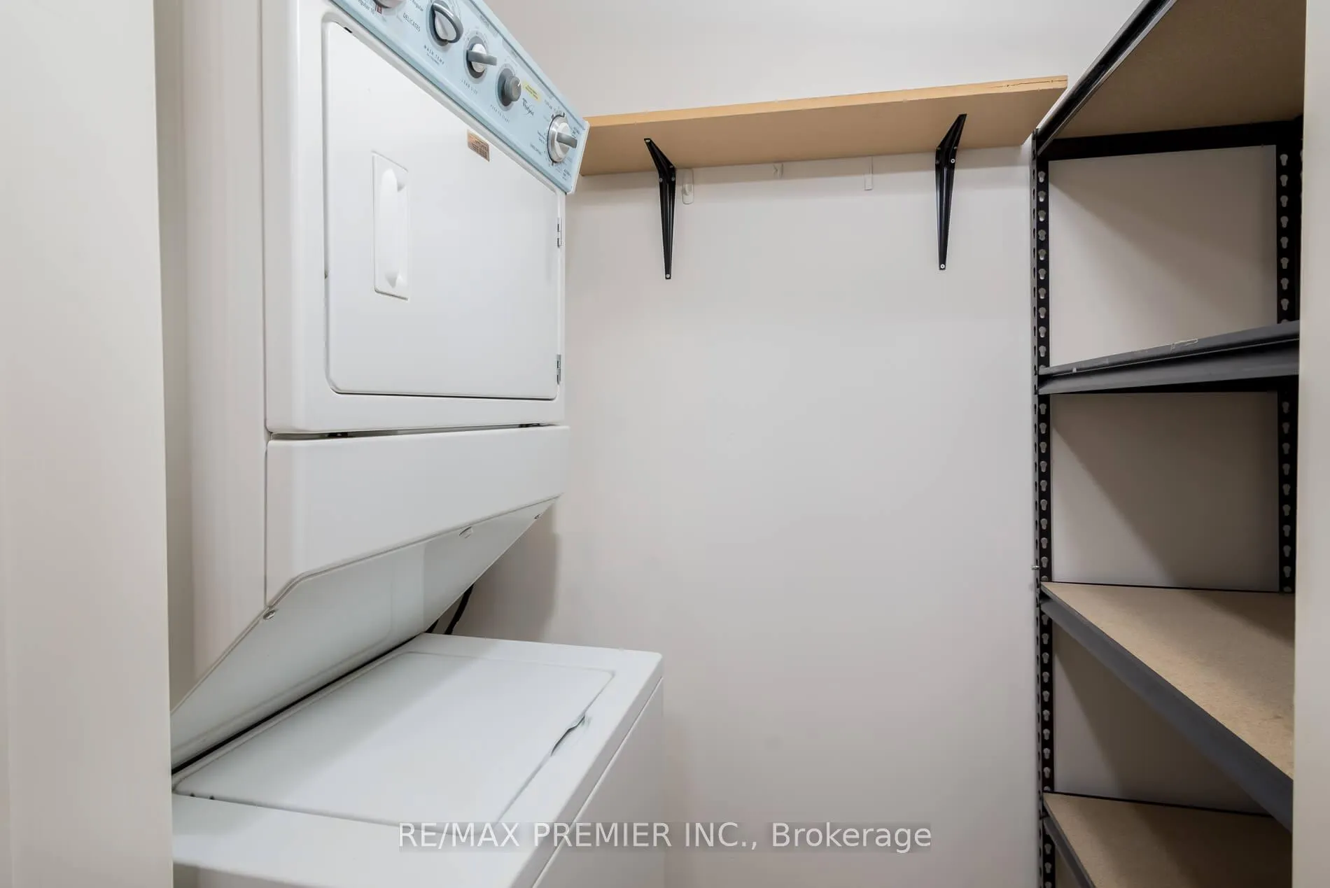Photo 23 of Unit 206, 4620 Highway 7, Vaughan, East Woodbridge — HOMEH