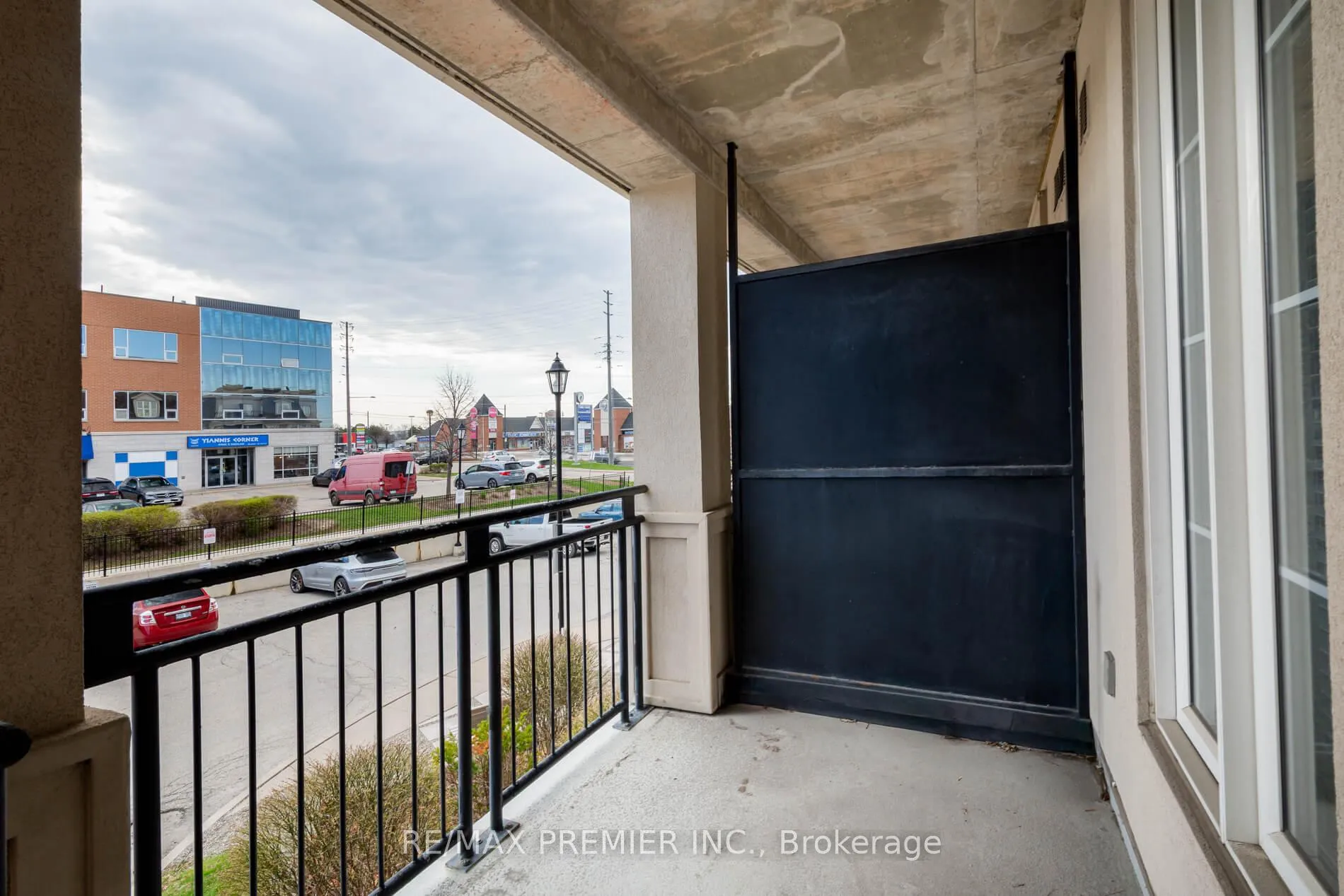 Photo 24 of Unit 206, 4620 Highway 7, Vaughan, East Woodbridge — HOMEH
