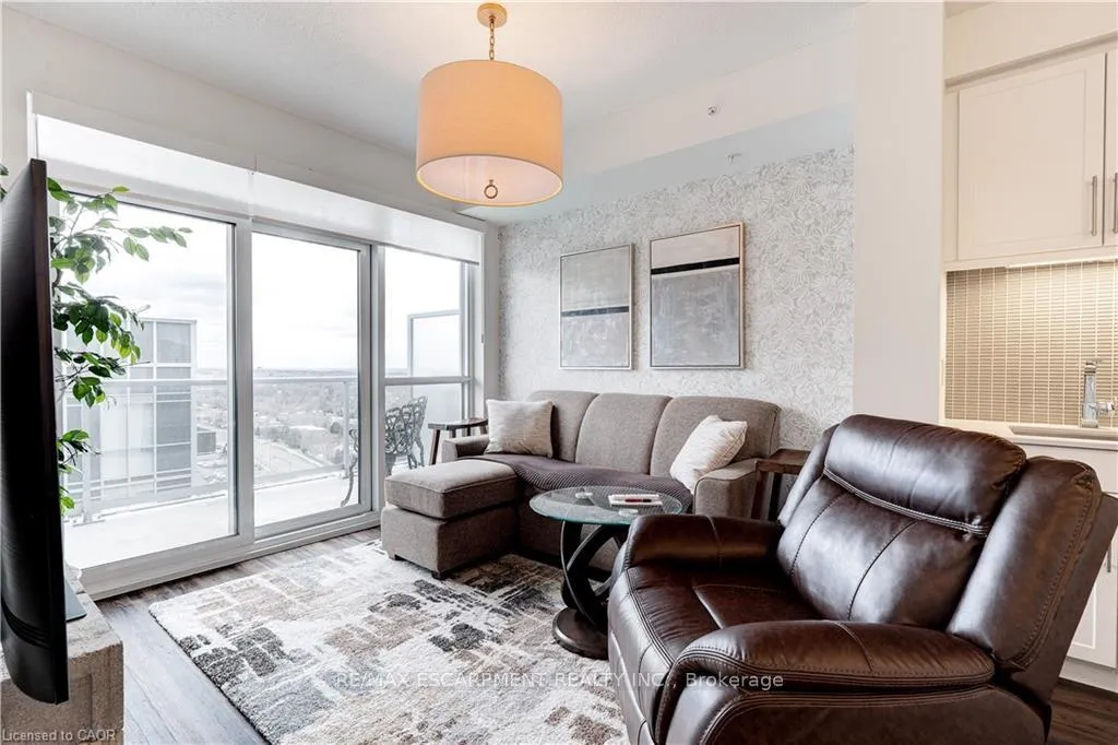 Photo 8 of Unit 2101, 2087 Fairview Street, Burlington, Freeman — HOMEH