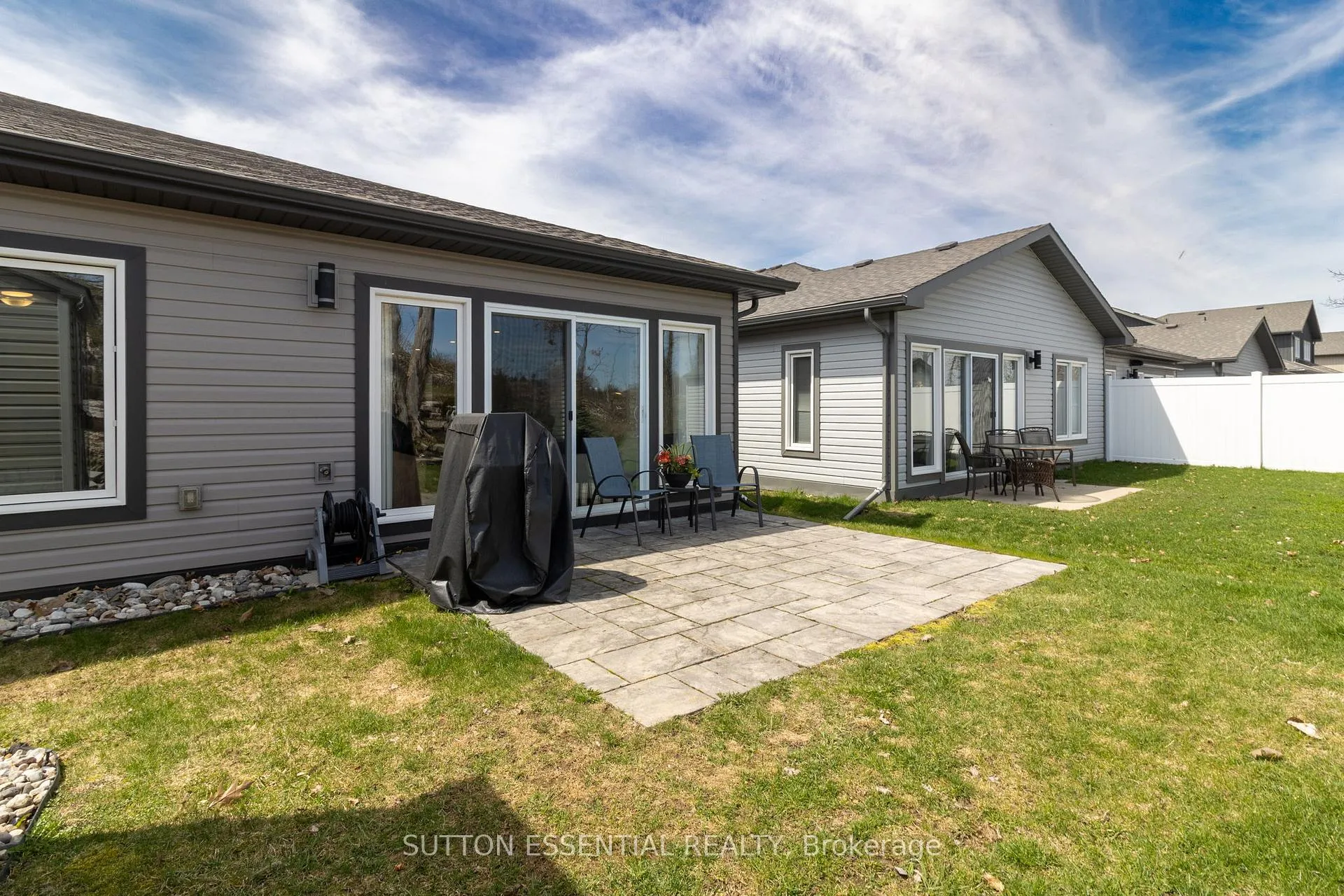 Photo 6 of 45B Centre Street, Brockville — HOMEH