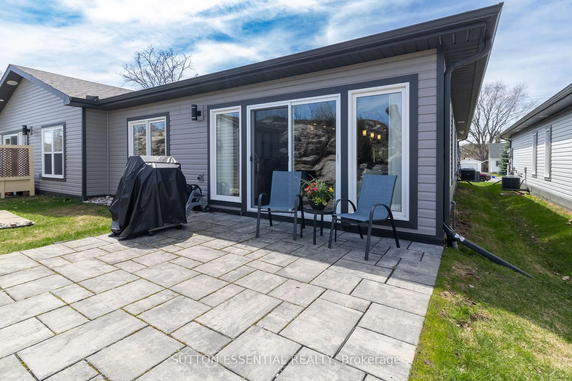 Photo 8 of 45B Centre Street, Brockville — HOMEH