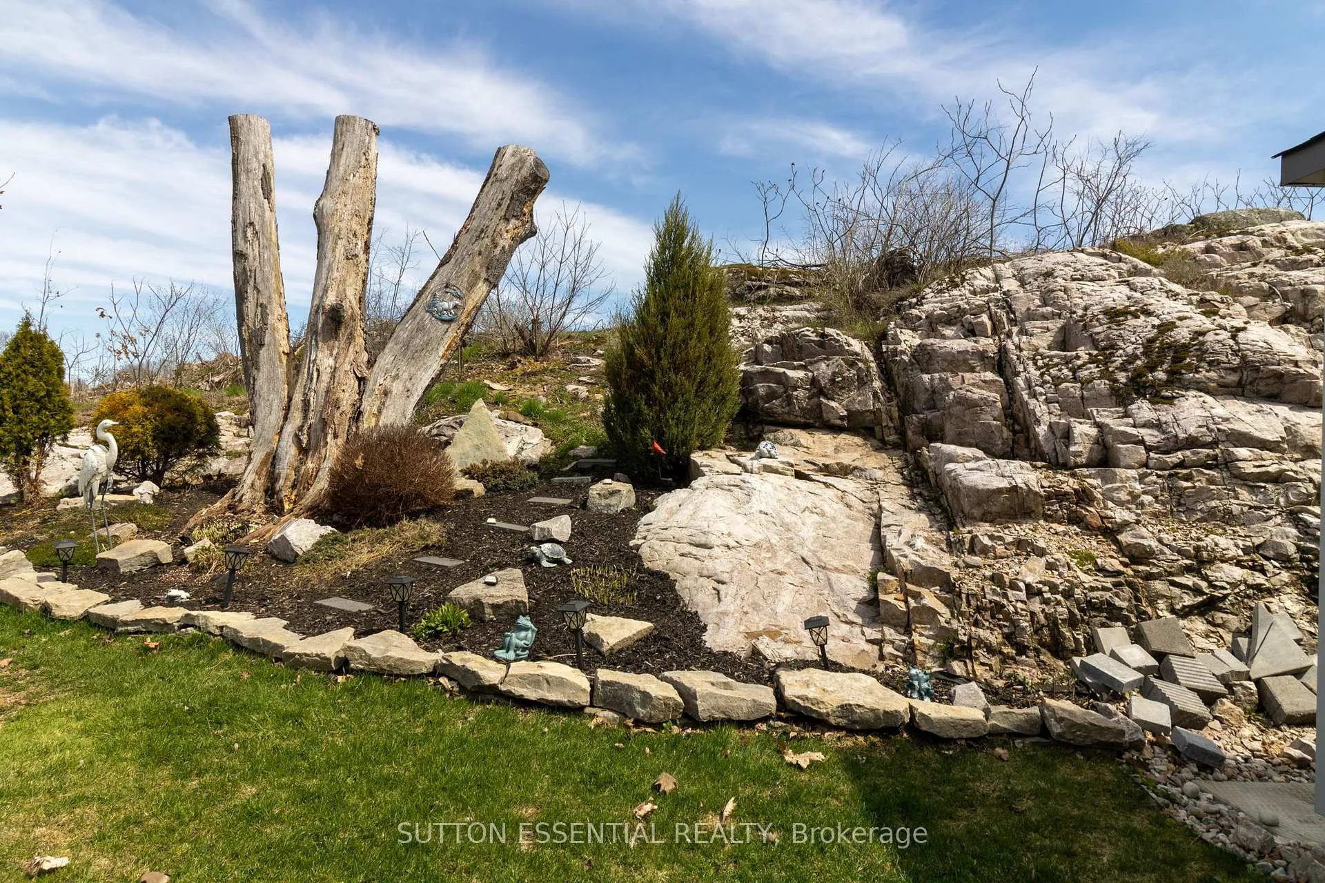 Photo 10 of 45B Centre Street, Brockville — HOMEH