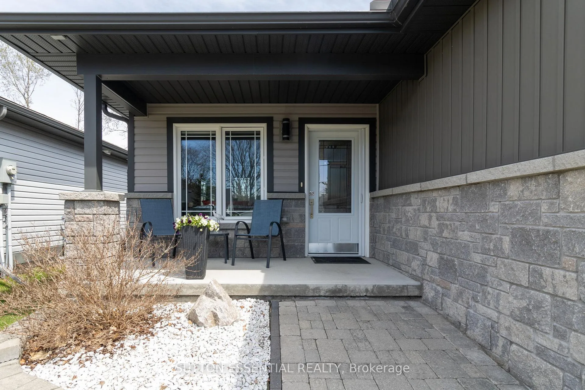 Photo 12 of 45B Centre Street, Brockville — HOMEH