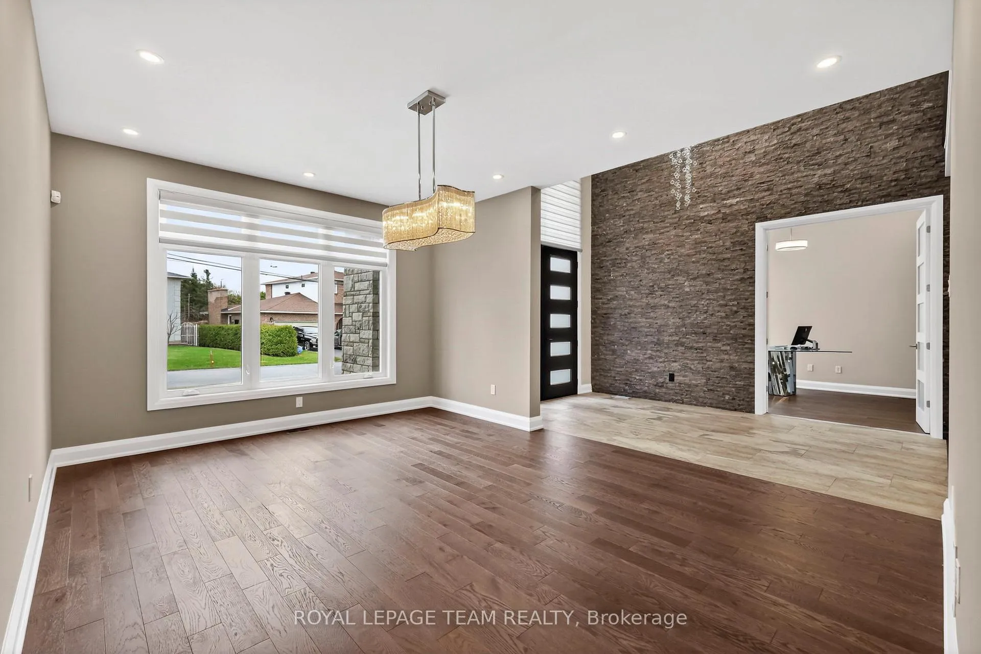 Photo 8 of 1670 Ortona Avenue, Ottawa, Carleton Heights — HOMEH