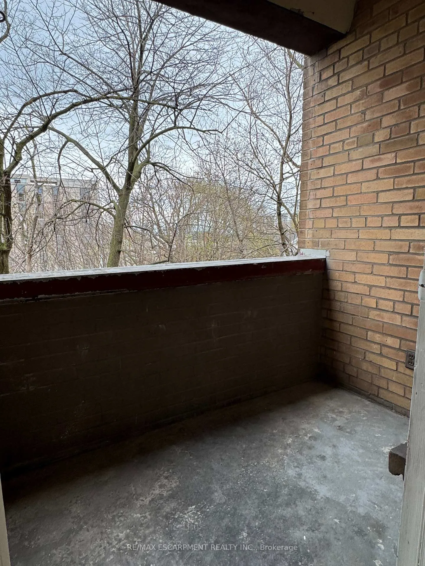 Photo 5 of Unit 206, 325A James Street S, Hamilton, Durand — HOMEH