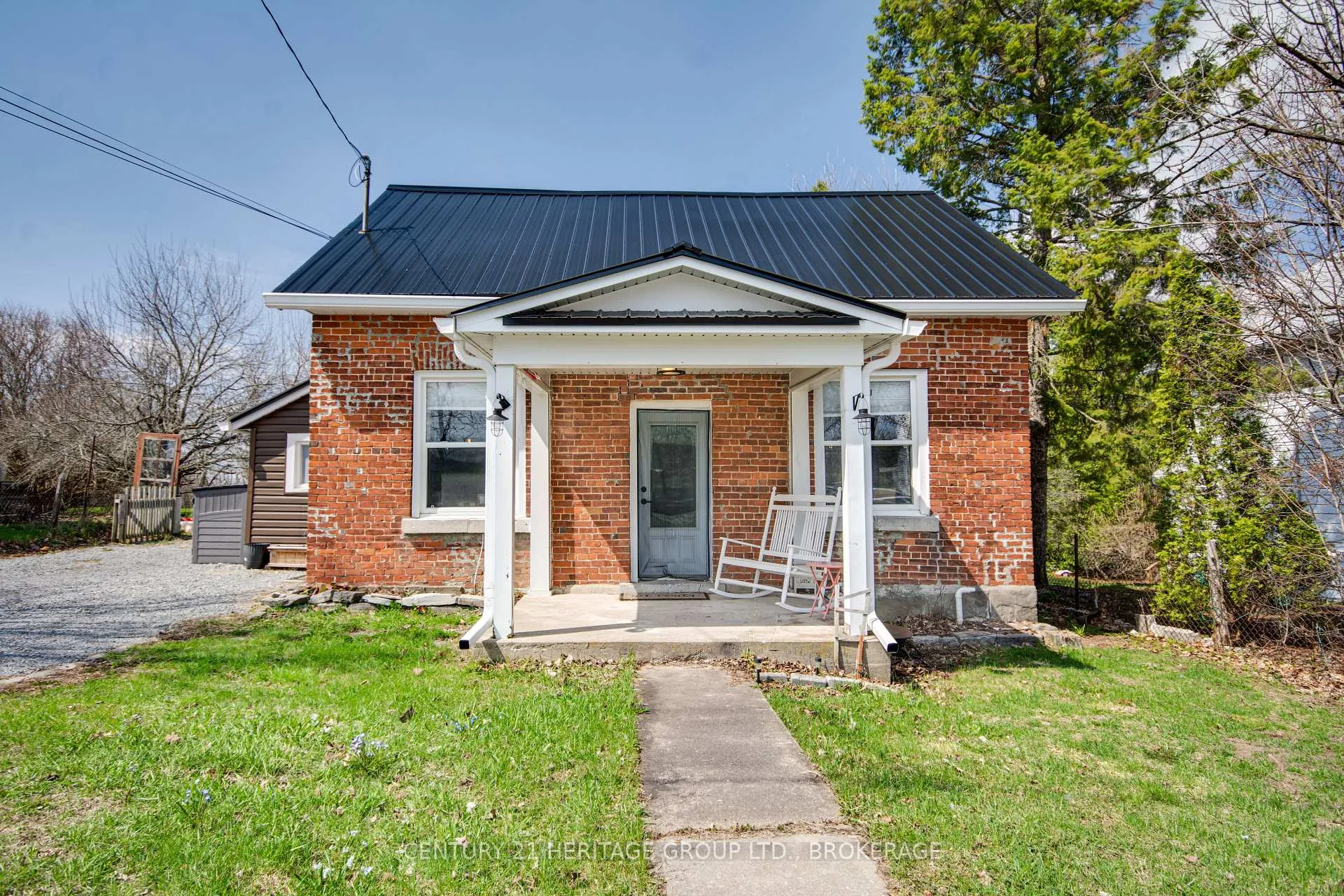 Photo 1 of 4309 Stagecoach Road, Frontenac, Frontenac South — HOMEH