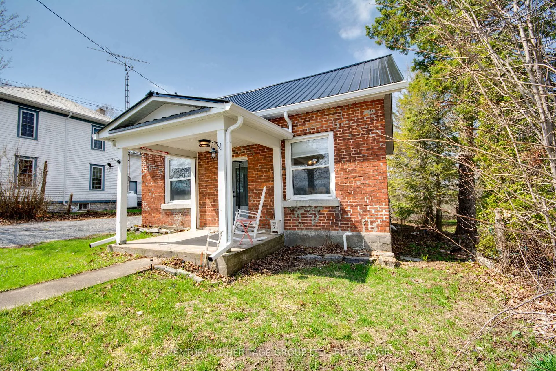 Photo 4 of 4309 Stagecoach Road, Frontenac, Frontenac South — HOMEH