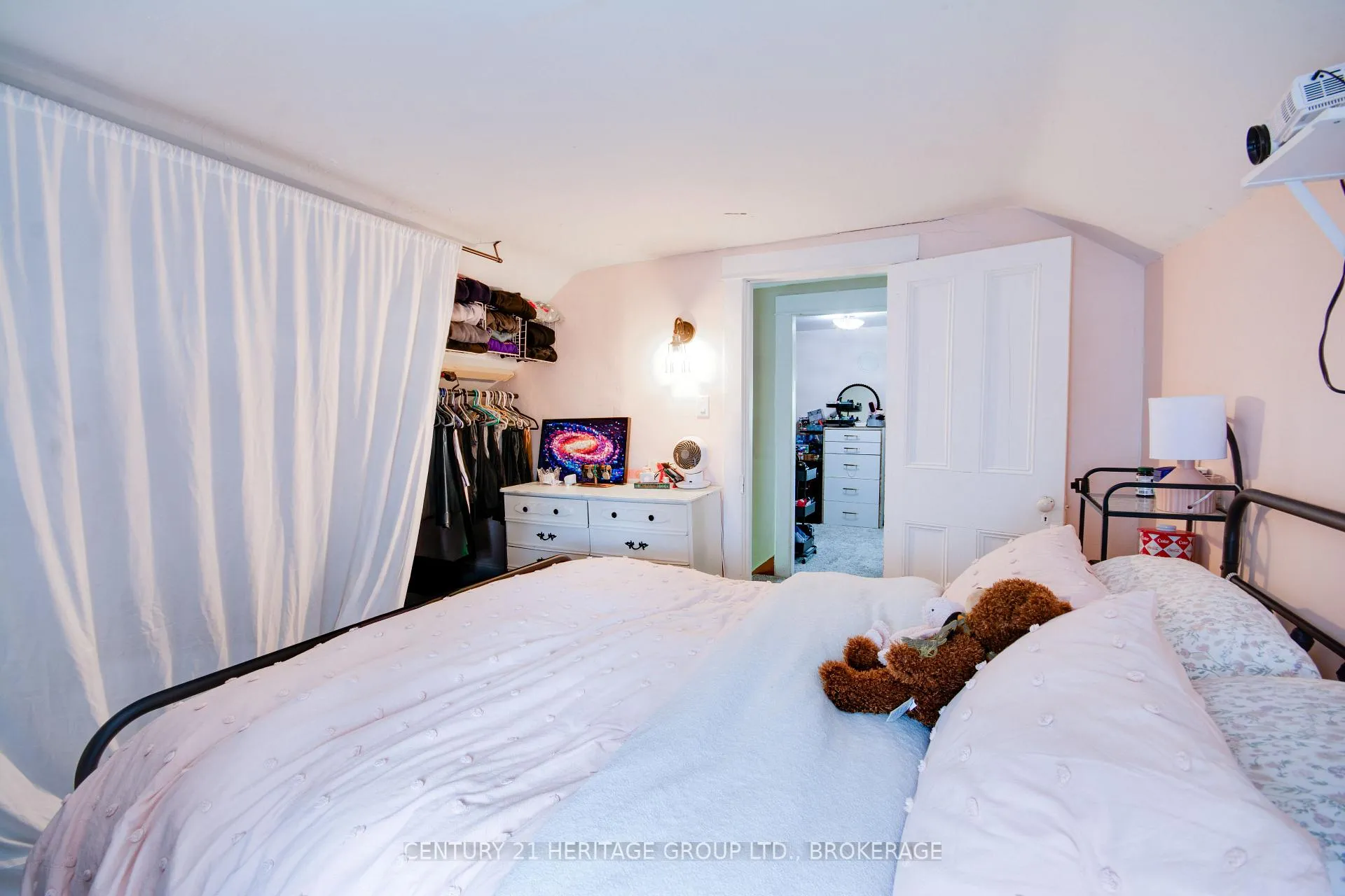 Photo 24 of 4309 Stagecoach Road, Frontenac, Frontenac South — HOMEH